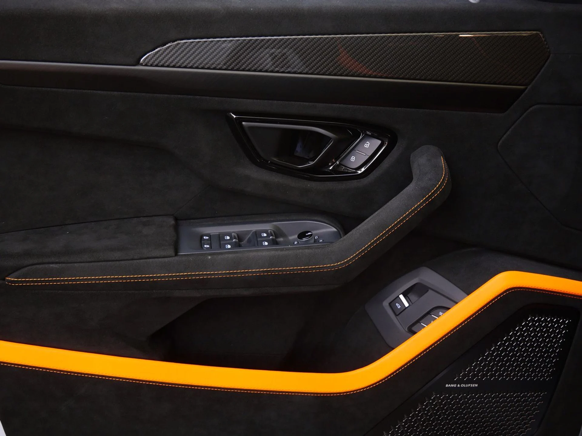 mph026_2402117991_62a4991a0a44218da22804ea69fa15bex_c76bcf4942