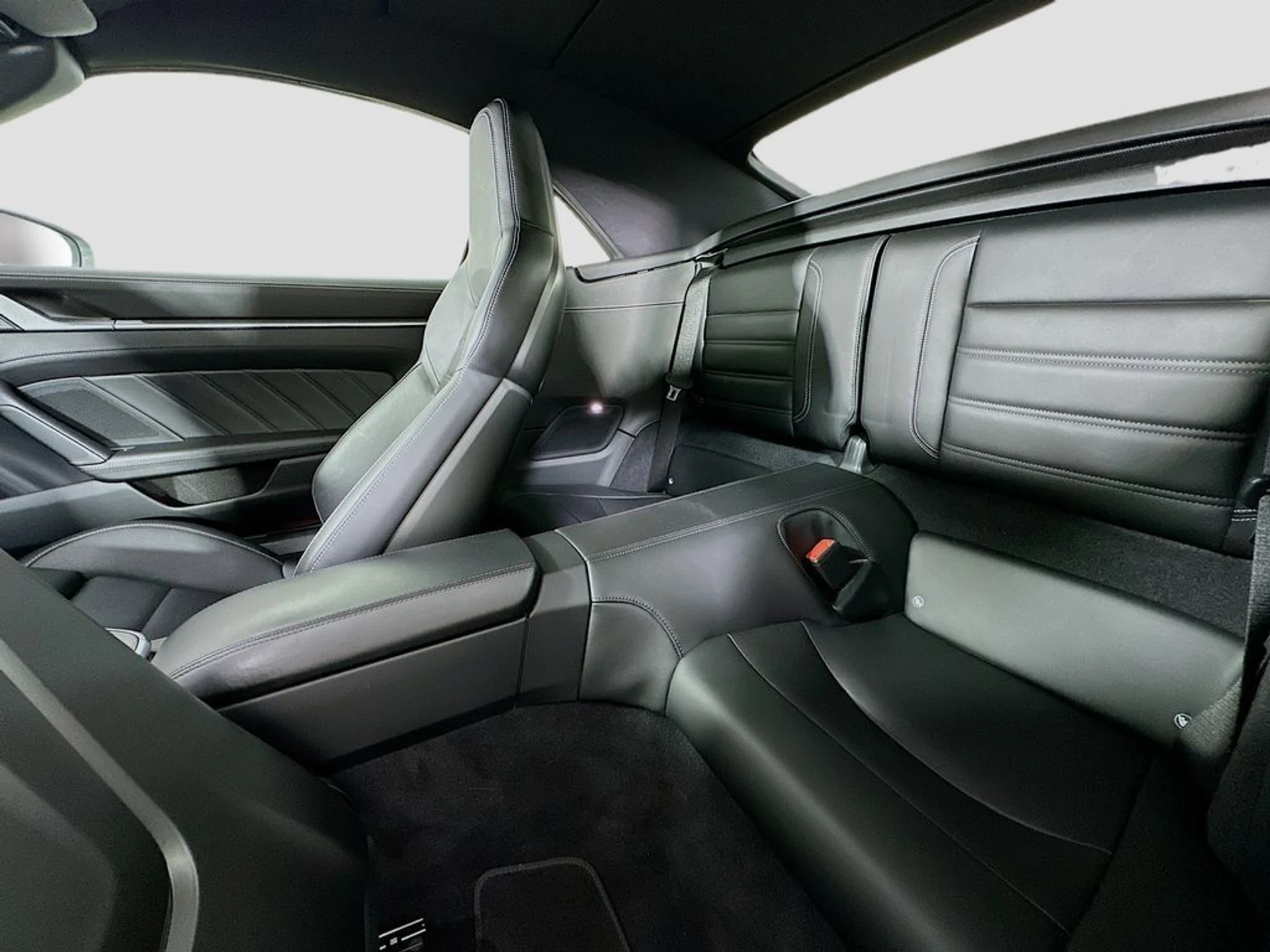 mph026_2407822729_daacd38b2d3902332ada9b0cd366ab87x_7b61889503