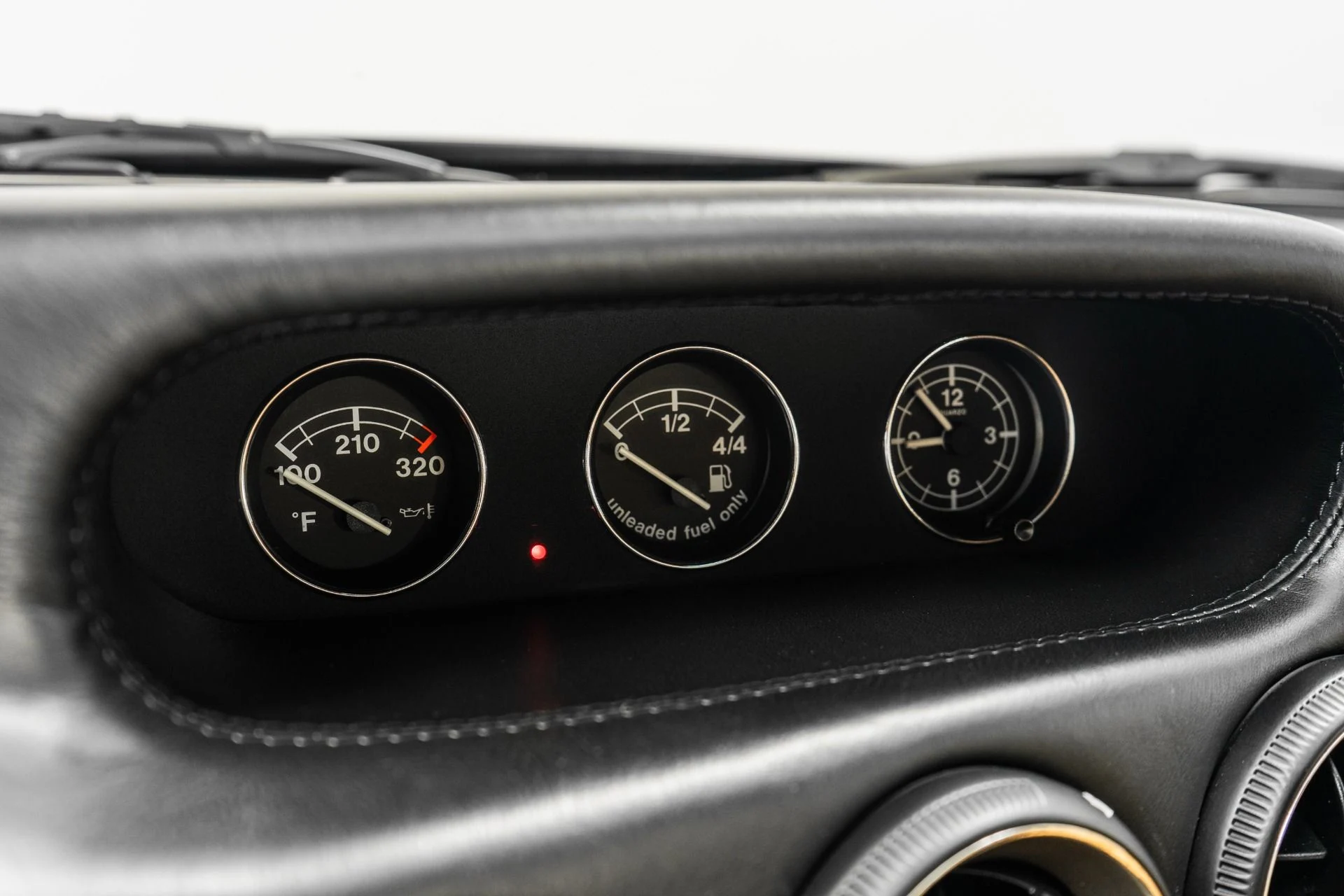mph026_2410247314_Used_2000_Ferrari_550_Maranello_1760995634_535eb2ebbc