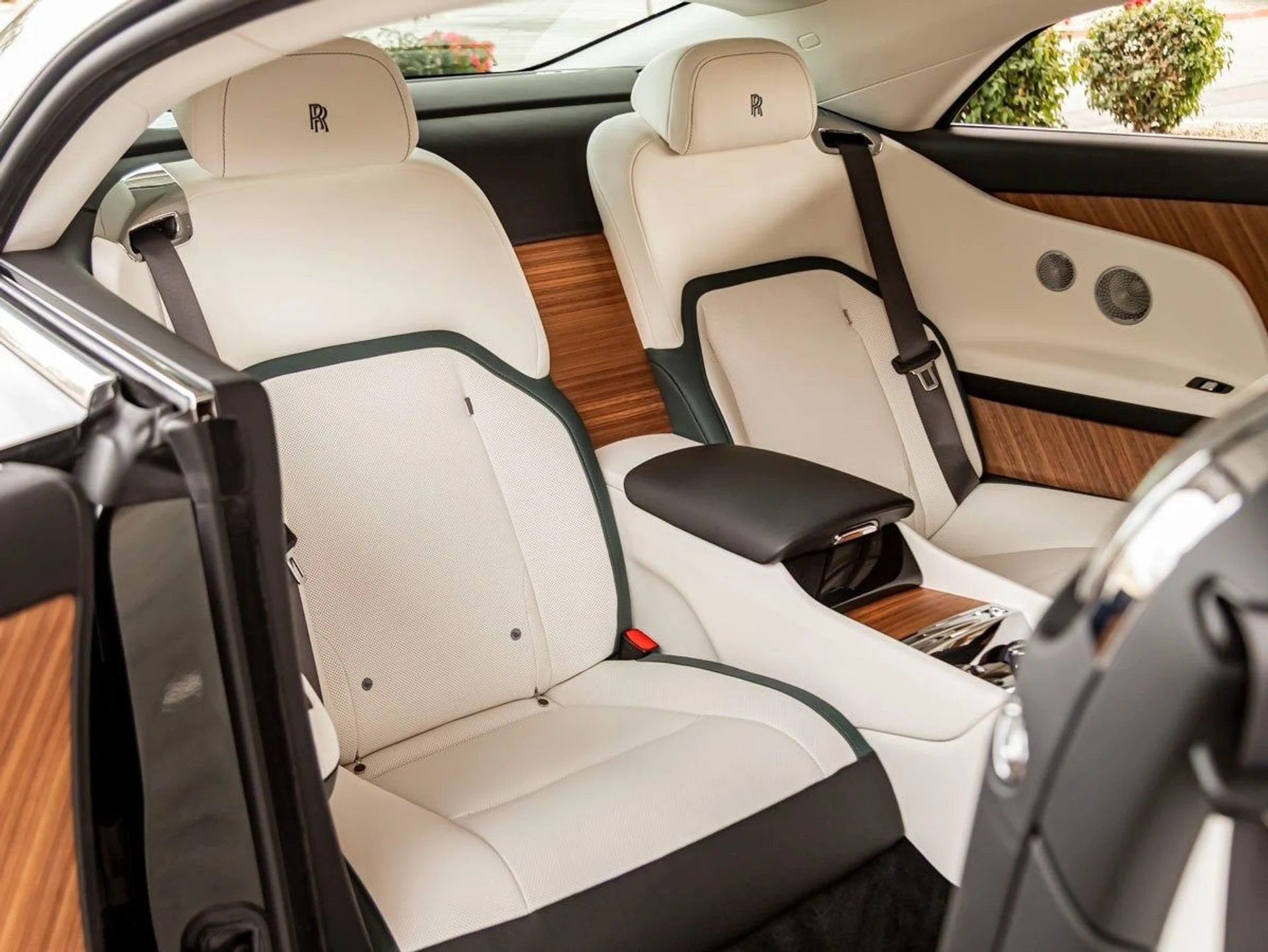 mph026_2411991186_27_e3cf6cad21