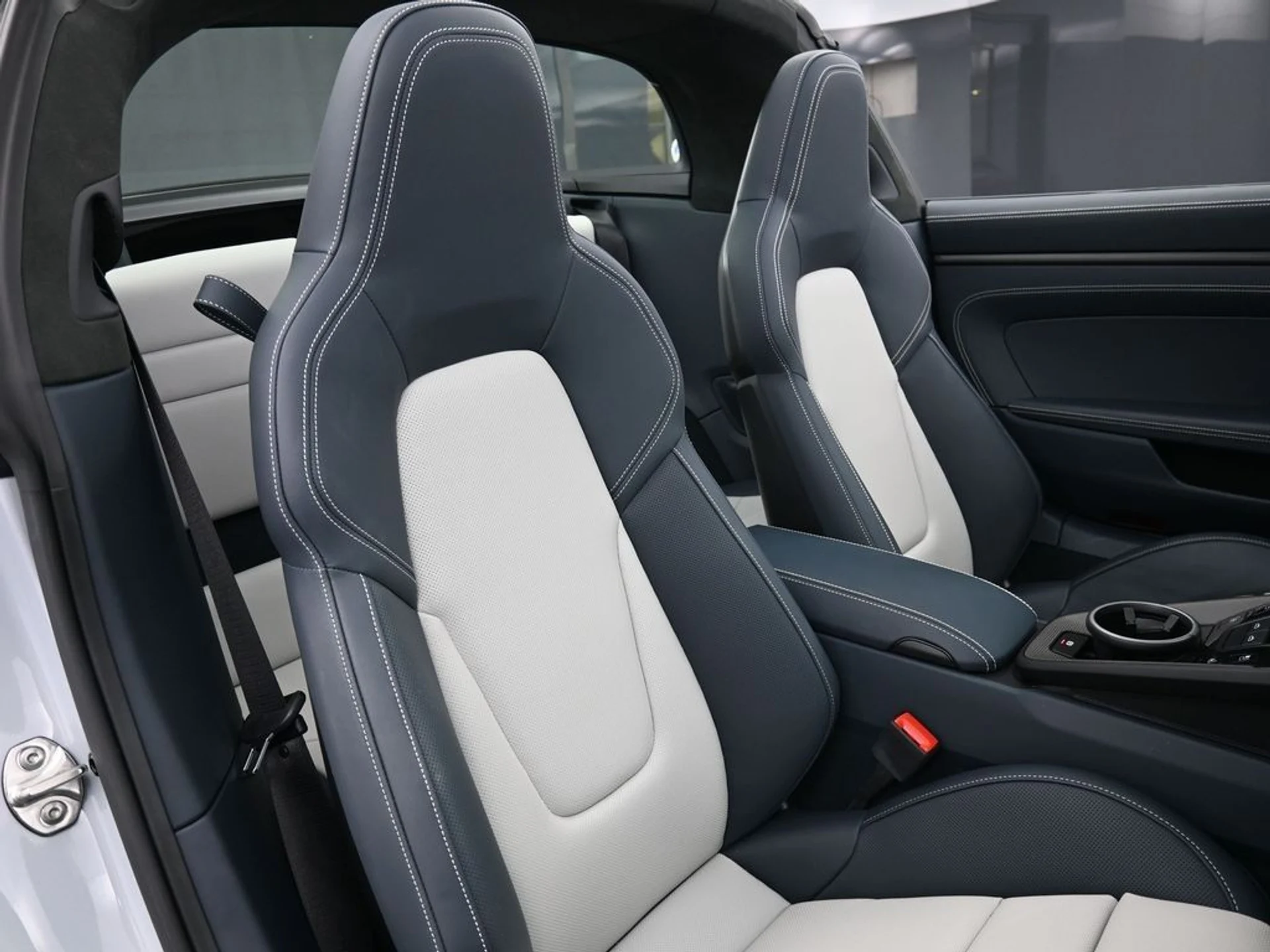 mph026_2414647_b93d71bce43429f8bd528f1b8ed428e2_45b93ab326