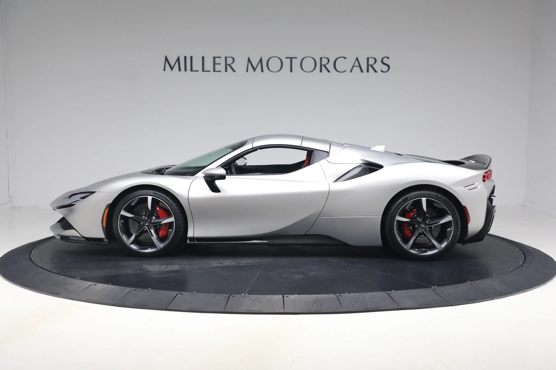 mph026_2422151797_Used_2023_Ferrari_SF_90_Spider_1774121460_ca5f3a1316
