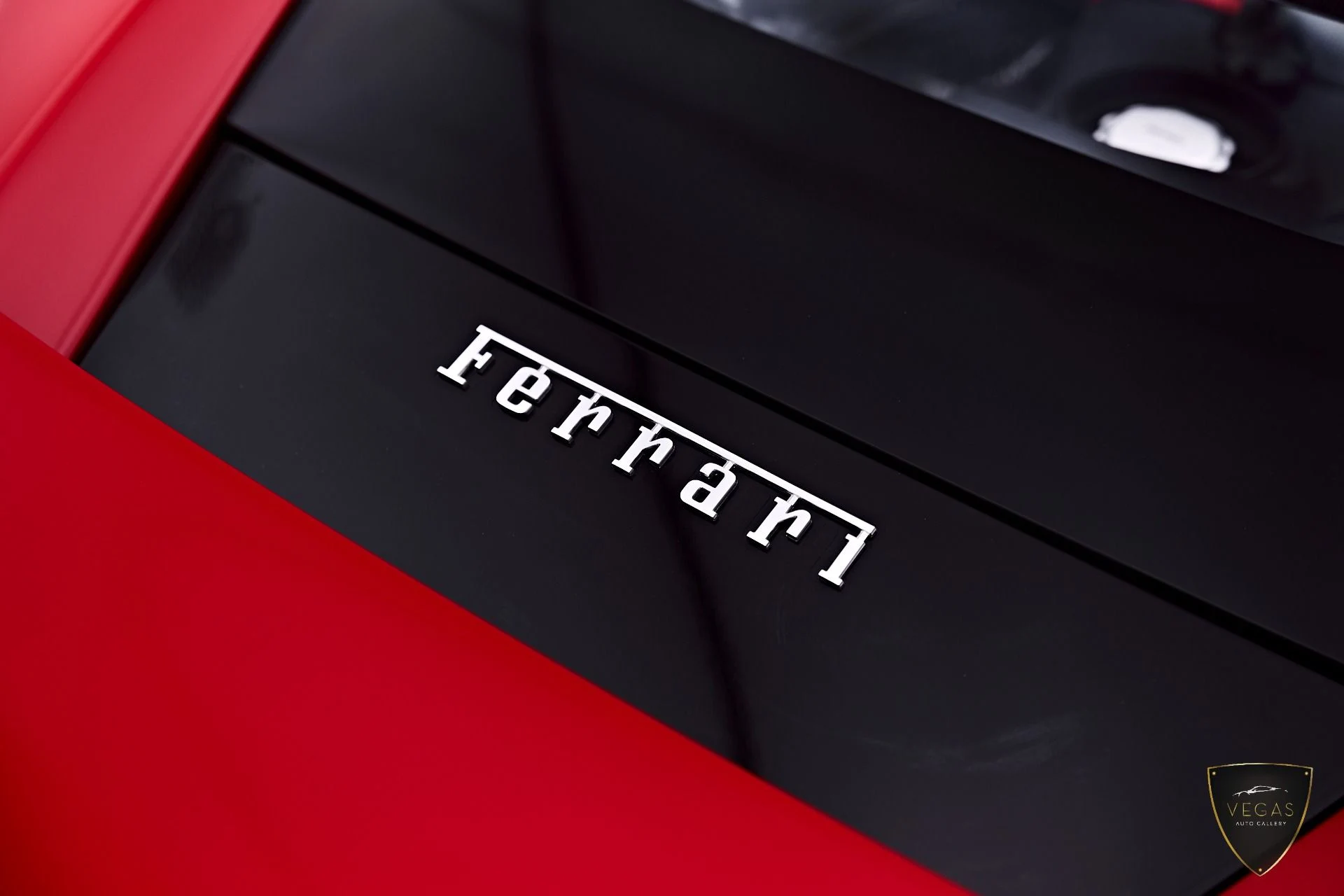 mph026_2426160447_Used_2022_Ferrari_F8_Tributo_Base_1783507025_2ba01fe9fd