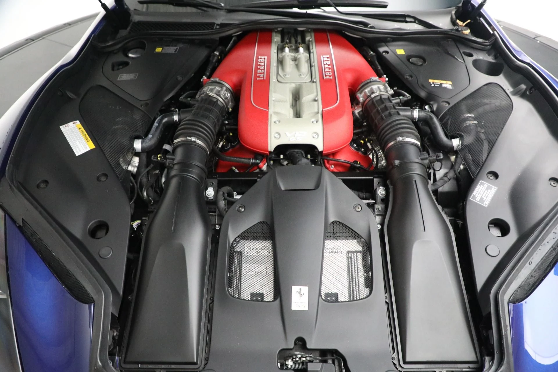 mph026_2428418596_Used_2023_Ferrari_812_GTS_026bb79546