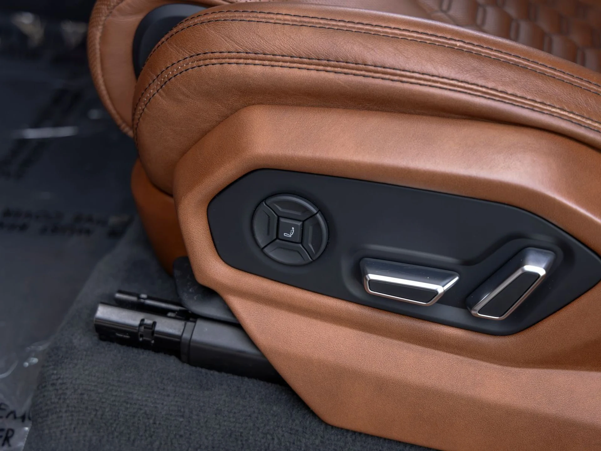 mph026_2429749635_27_36735c5d5e