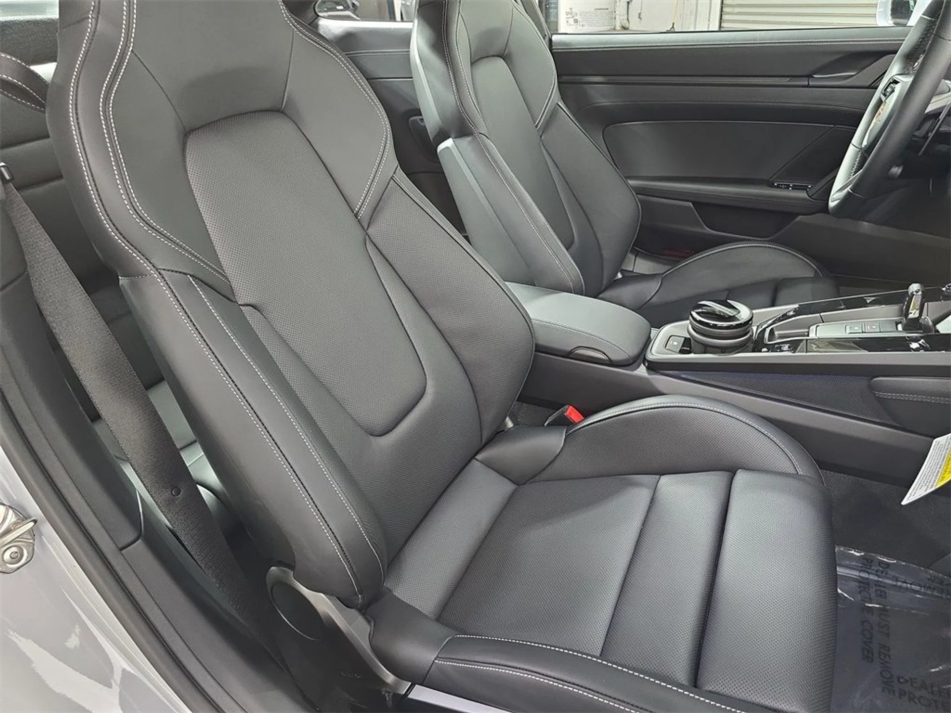 mph026_243078289_9ce44d0b4b10491bca48b24f9e8bbb6c_97dba88045