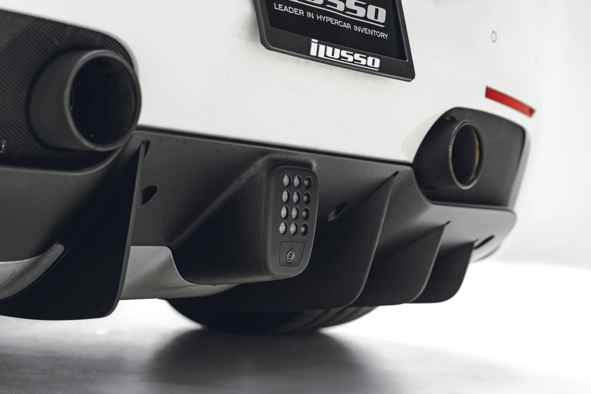 mph026_2431130210_Used_2018_Ferrari_488_GTB_1781823516_5c41b0cacd