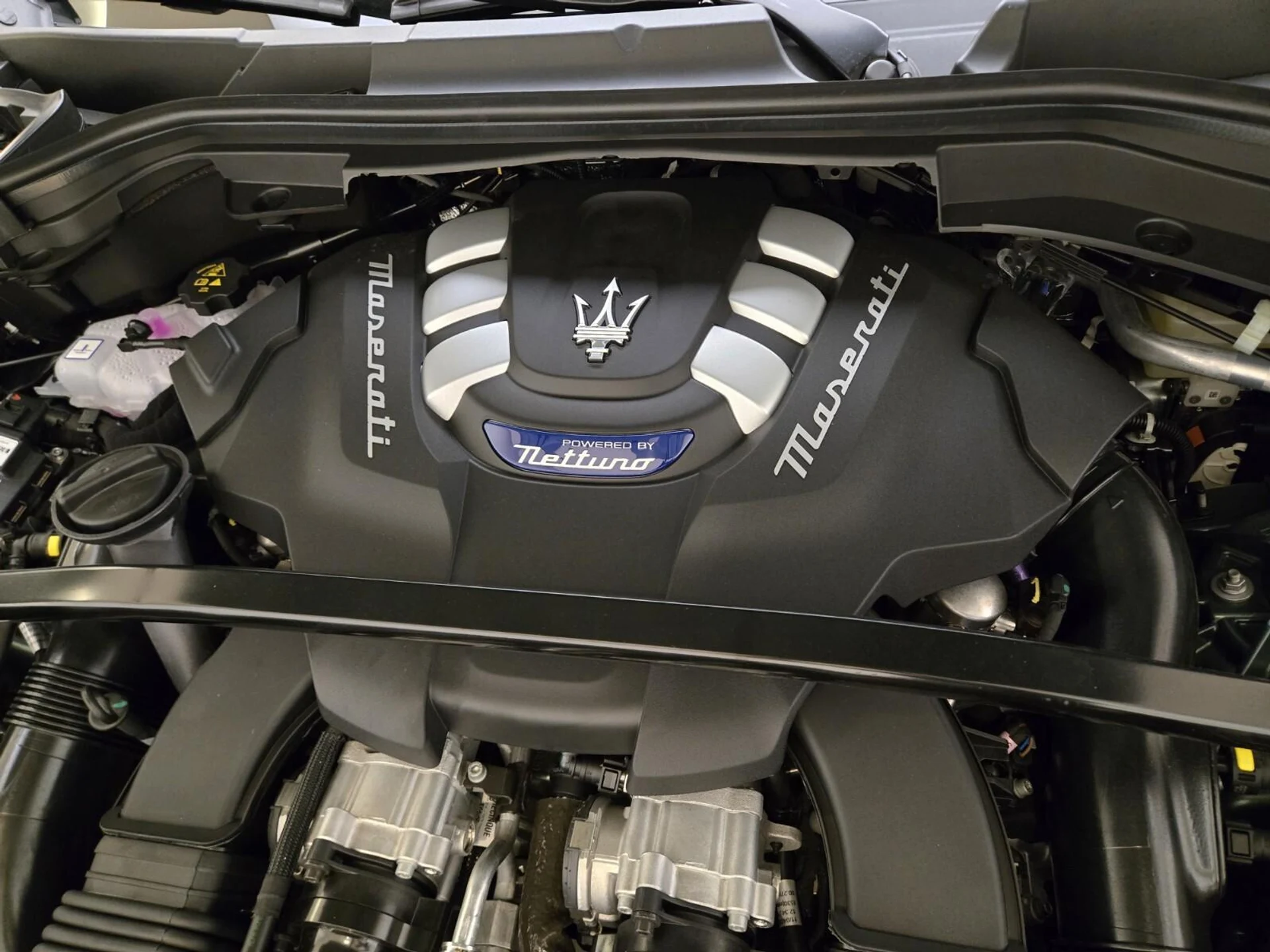 mph026_2436542436_New_2026_Maserati_Grecale_Modena_1787635346_eb0ba02ccd