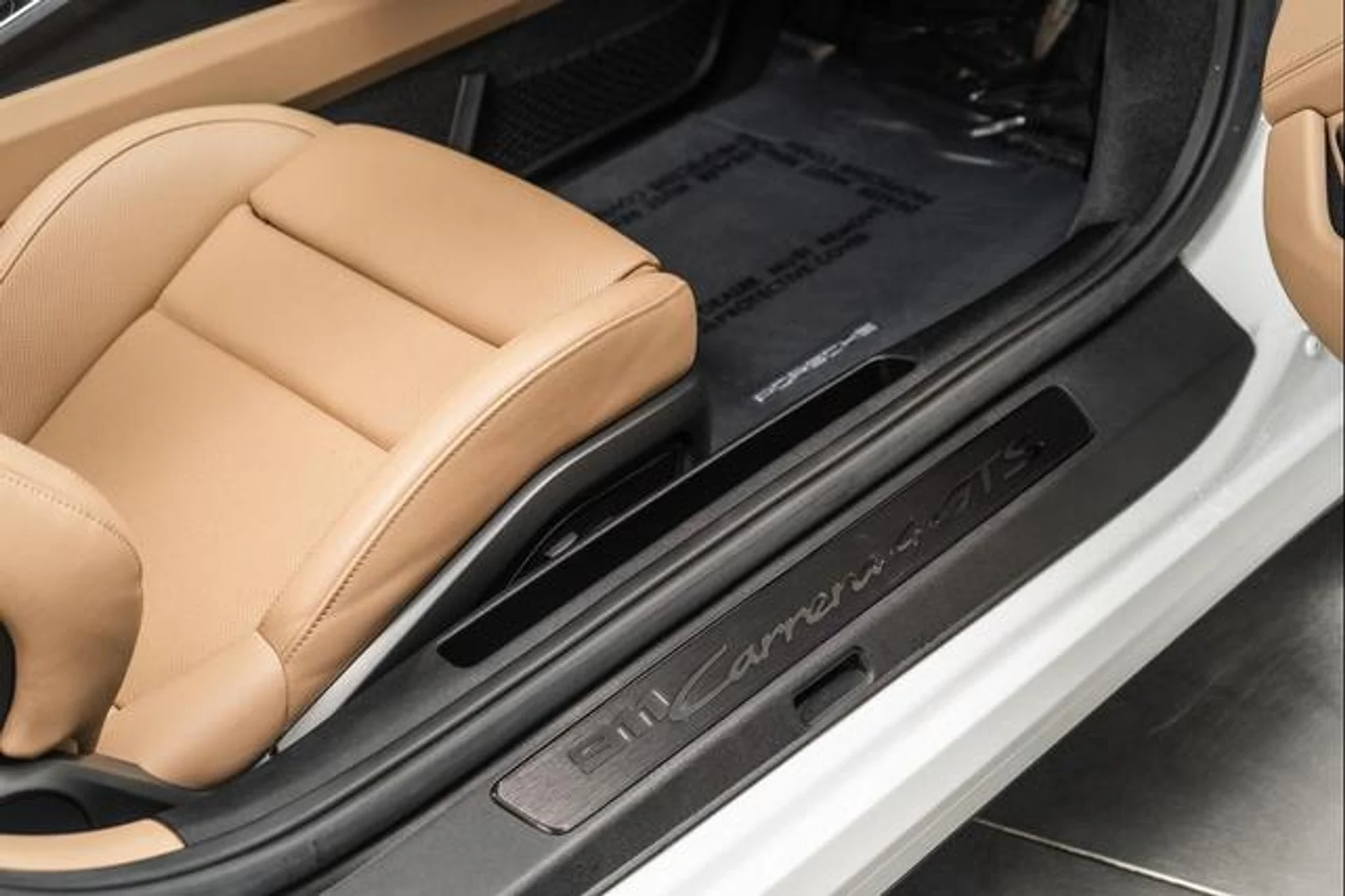 mph026_2437180178_L_nebcgr6i_Tfq_JNL_1i1d_TG_8cv_Po_1057b1927a