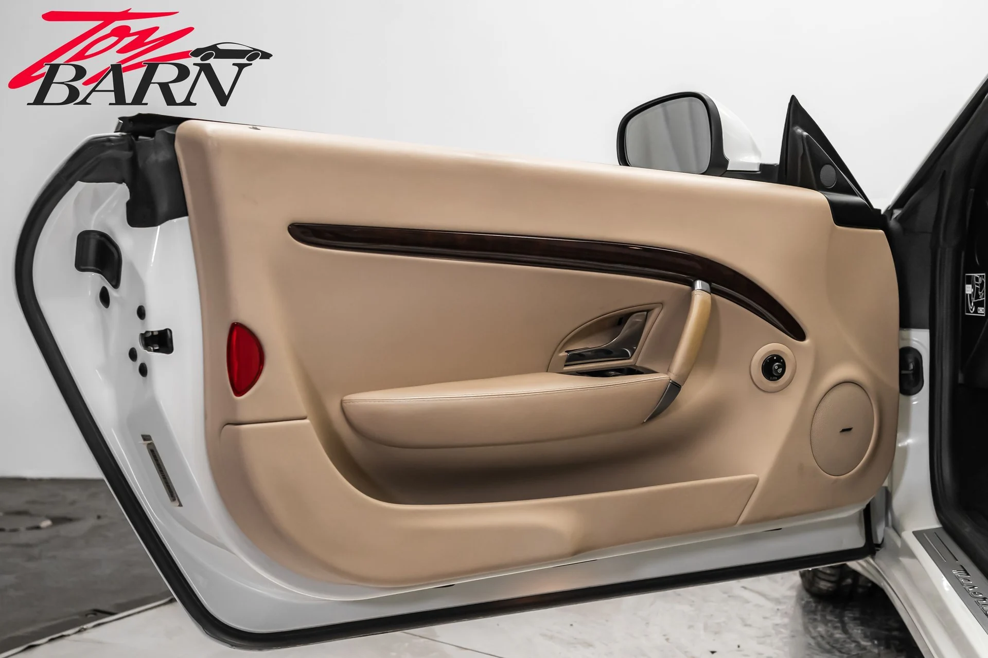 mph026_2440543821_958cf5c8df82a5b489f5d6a66ebc9e3cx_46b7262381