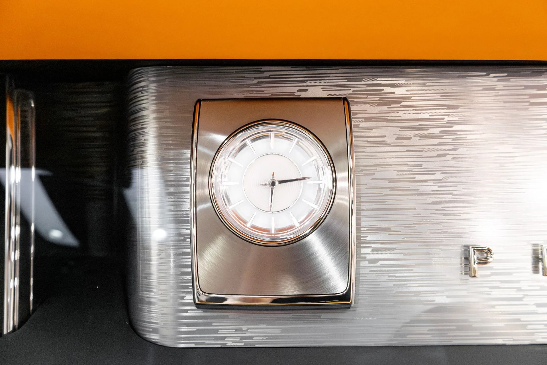 mph026_2441702031_Used_2019_Rolls_Royce_Phantom_1770350910_9dbd1eed9e