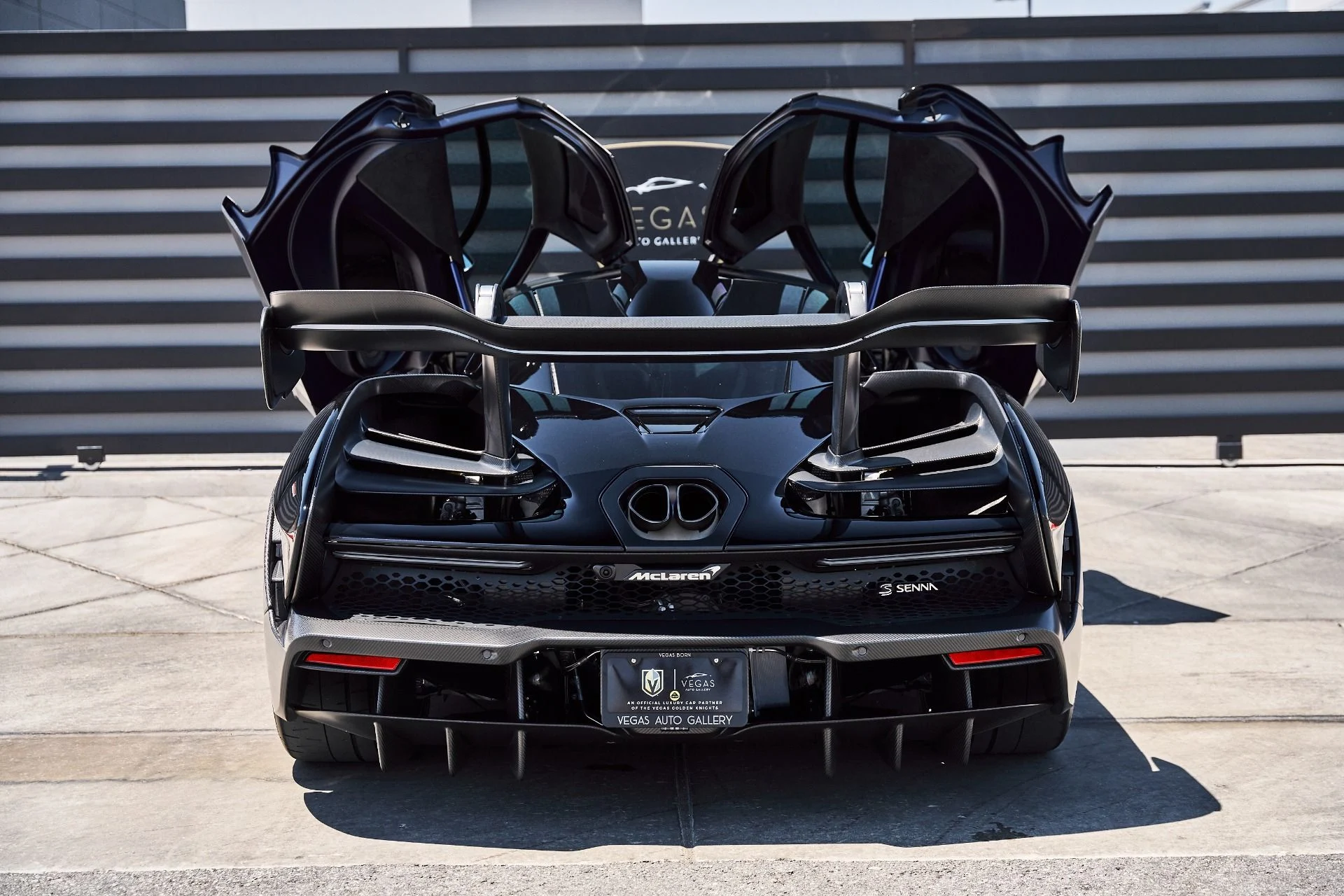 mph026_2445441438_Used_2019_Mc_Laren_Senna_1779499290_0282a5f4b3