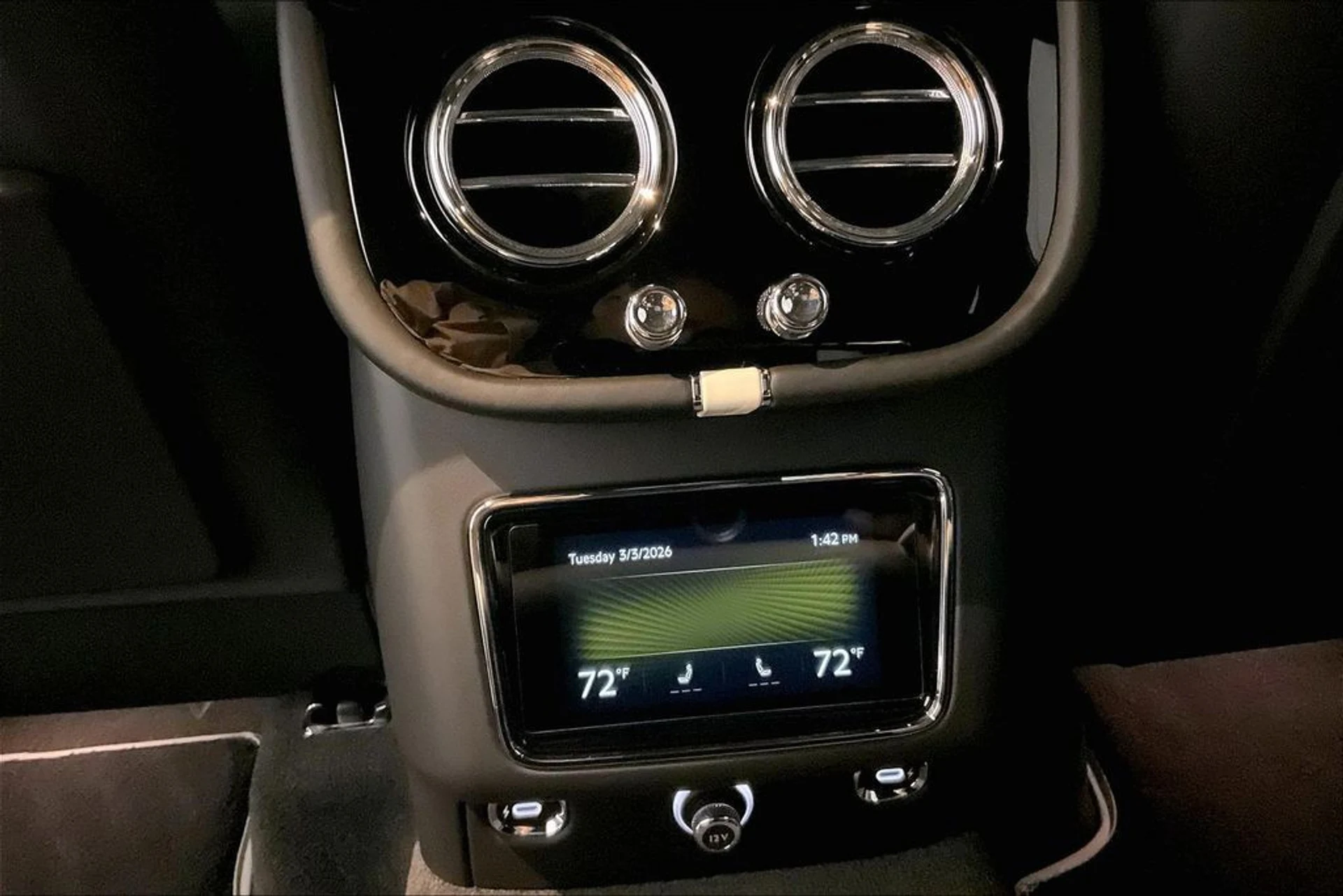 mph026_2447366462_456c971b6c8ebfb00d297102ec6bd573x_2a6438106e