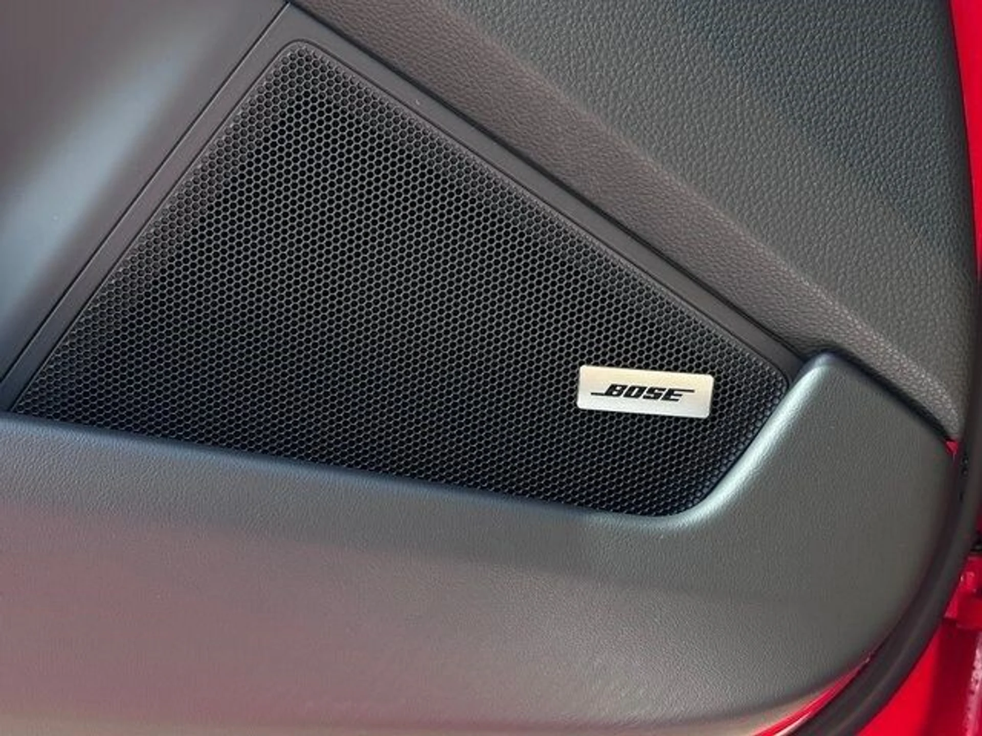 mph026_2455576383_529f2e0775a89c5d4883a74ca52ea1a6x_3f7c75029a