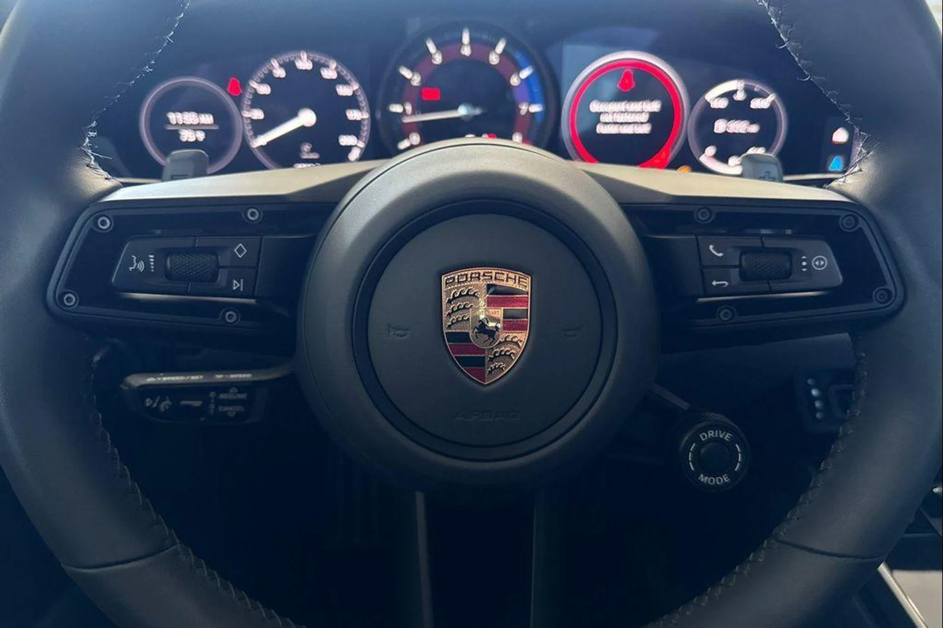 mph026_2459922119_jfuvo_IZ_Mofcjz_SE_Sxr_S_Rig_Zs2nw_027d38ad14