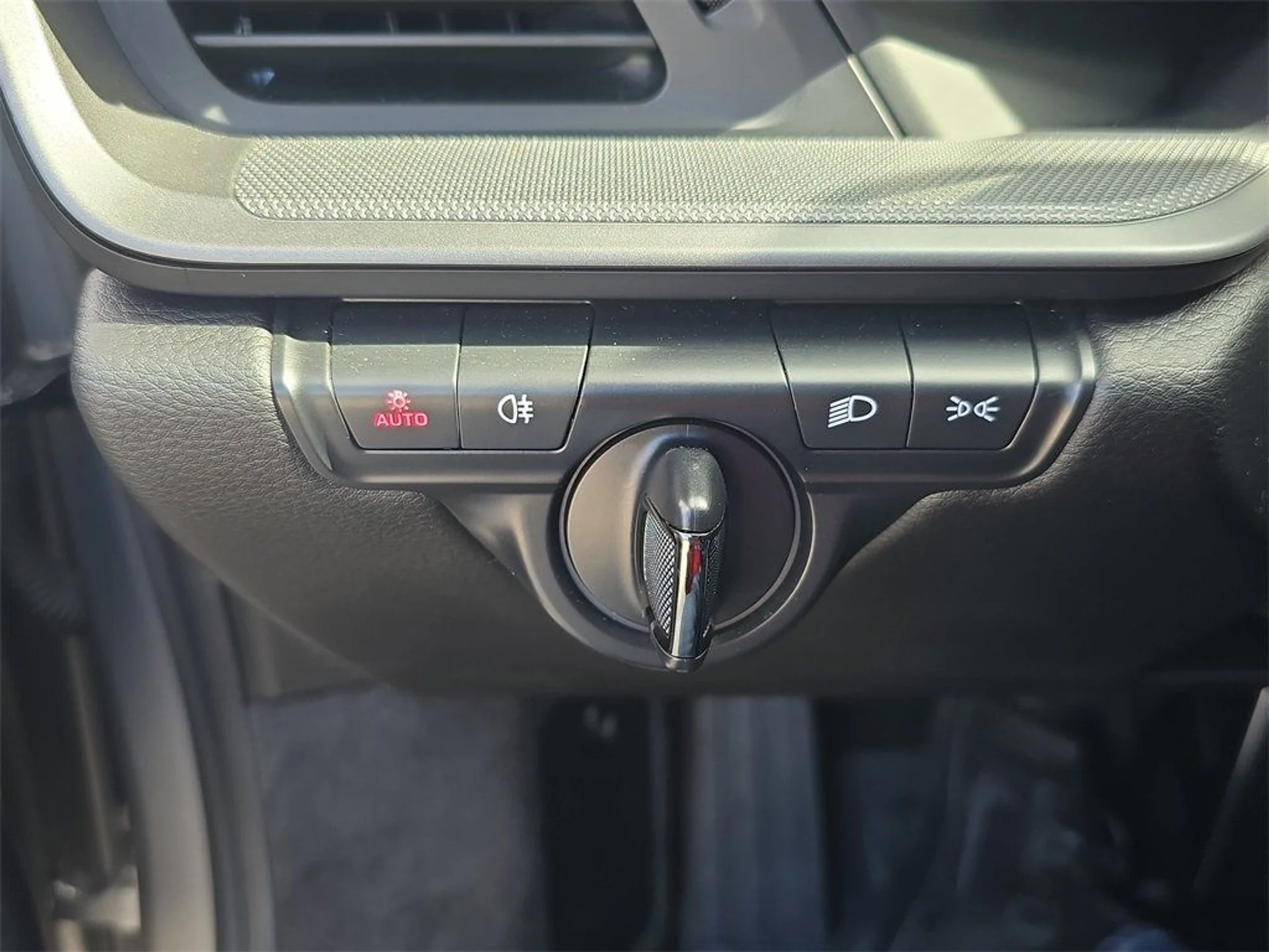 mph026_2460491052_6c6dbc28545d54fb084bce6279ce5407_1960357a18