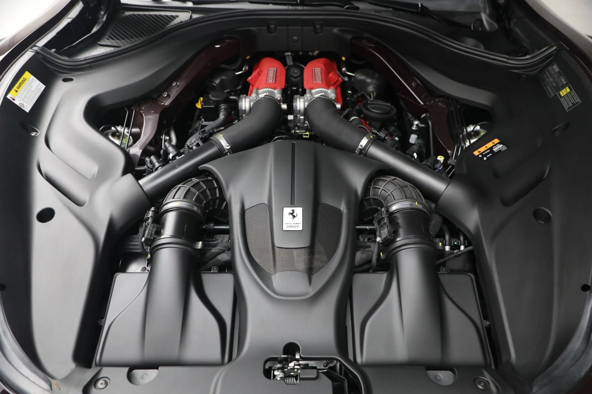 mph026_246301142_Used_2023_Ferrari_Roma_1767375733_9e4b65452b