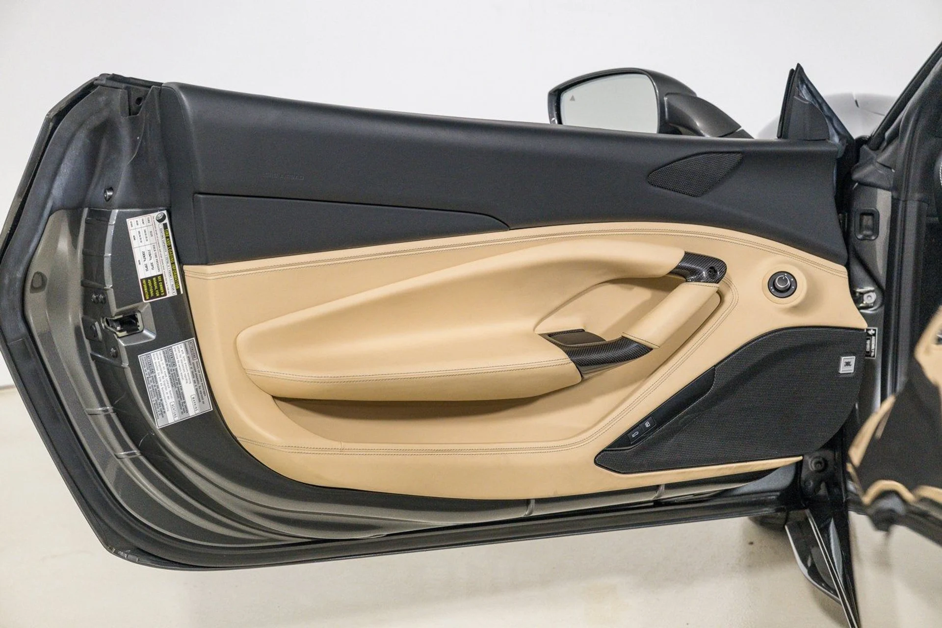 mph026_2467574714_09b20ff3a2f747b7aecf9adf3283011b_341a4c2be5