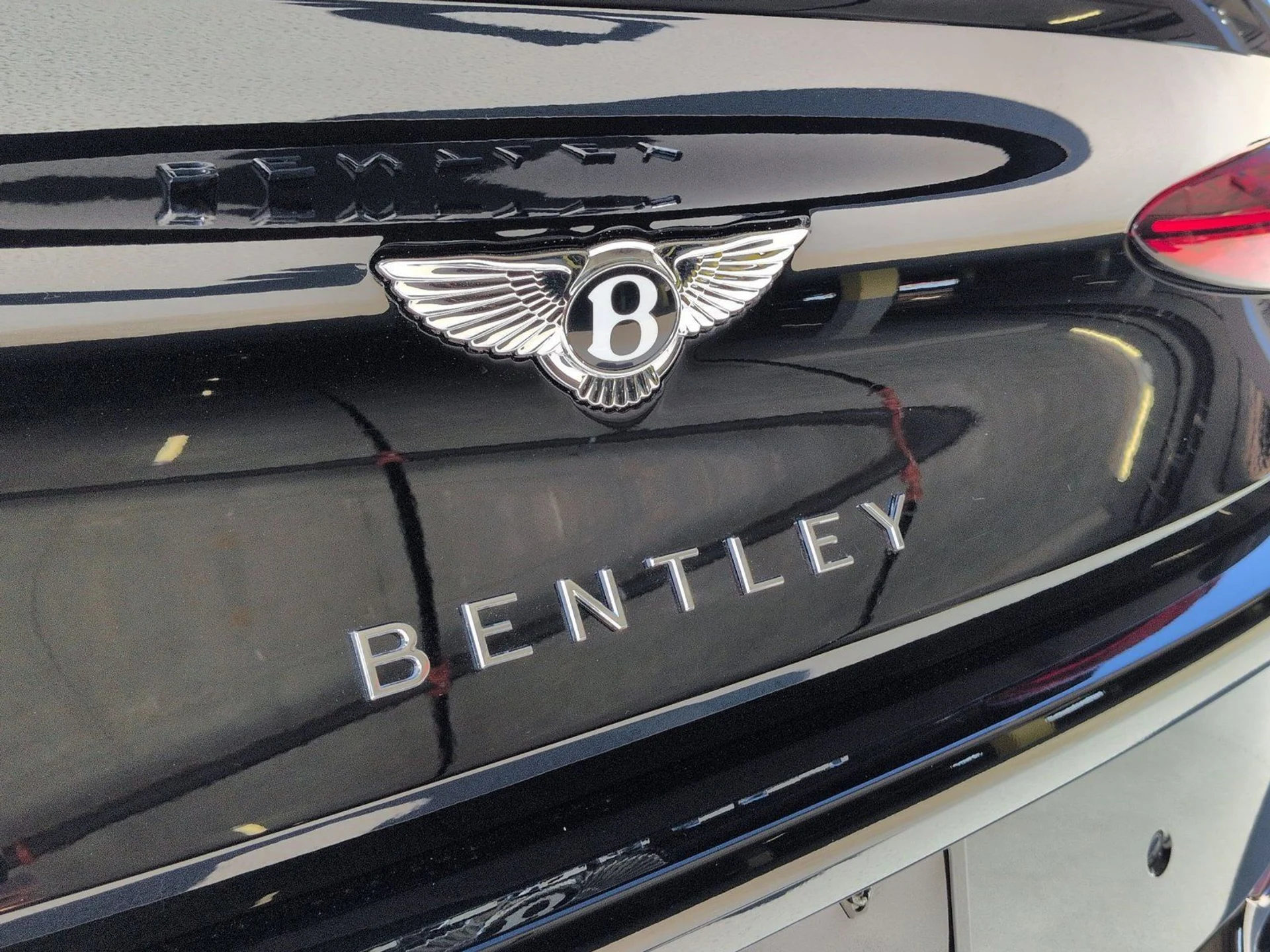 mph026_2469612744_fa9172542a6b6b583a1d60bbf752654fx_77053d9c25