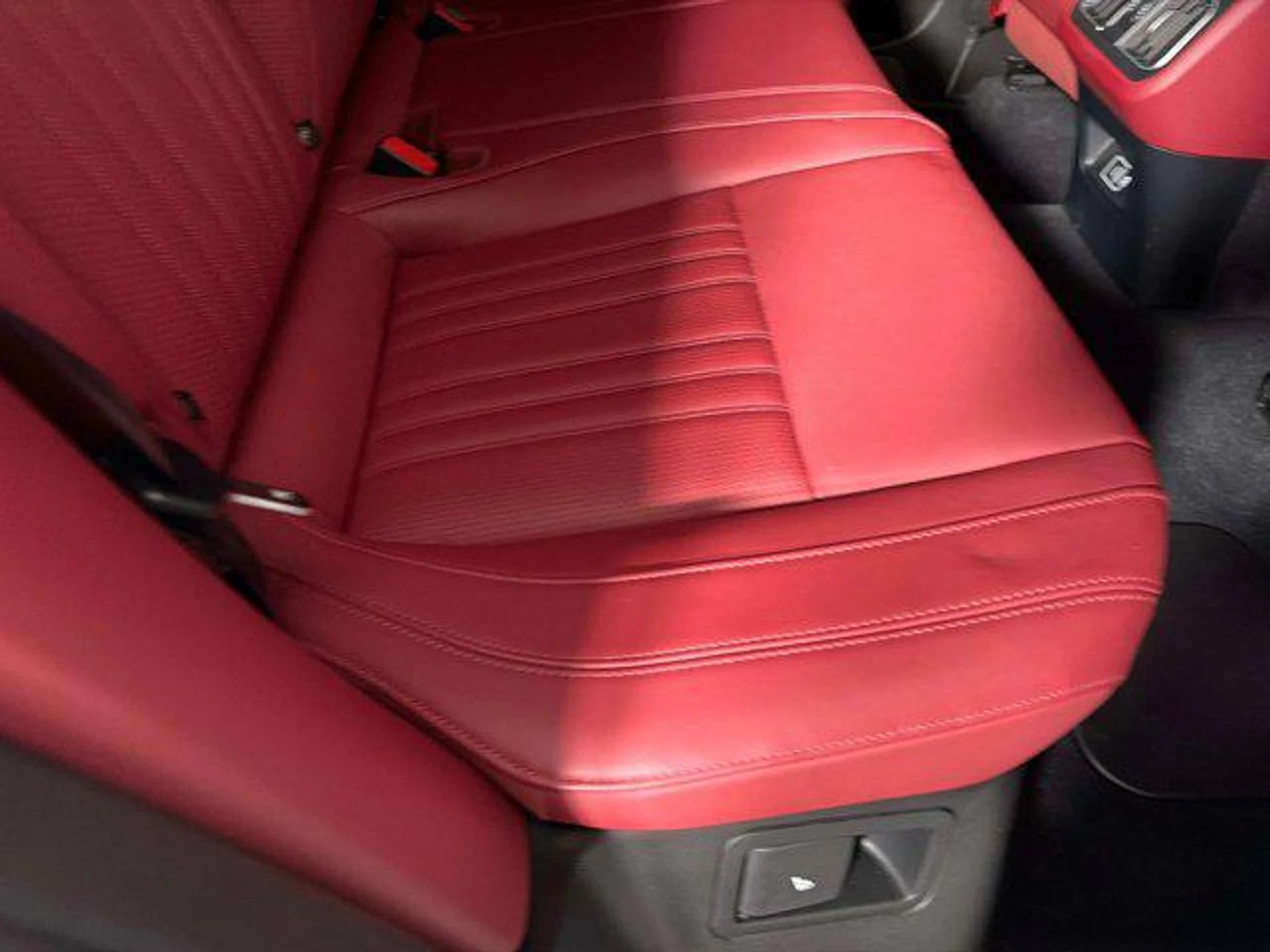 mph026_2473957083_Gu_X2su_Rs6_Crp_Qivy_BKWM_Xx_Roo_Tk_8354d80227