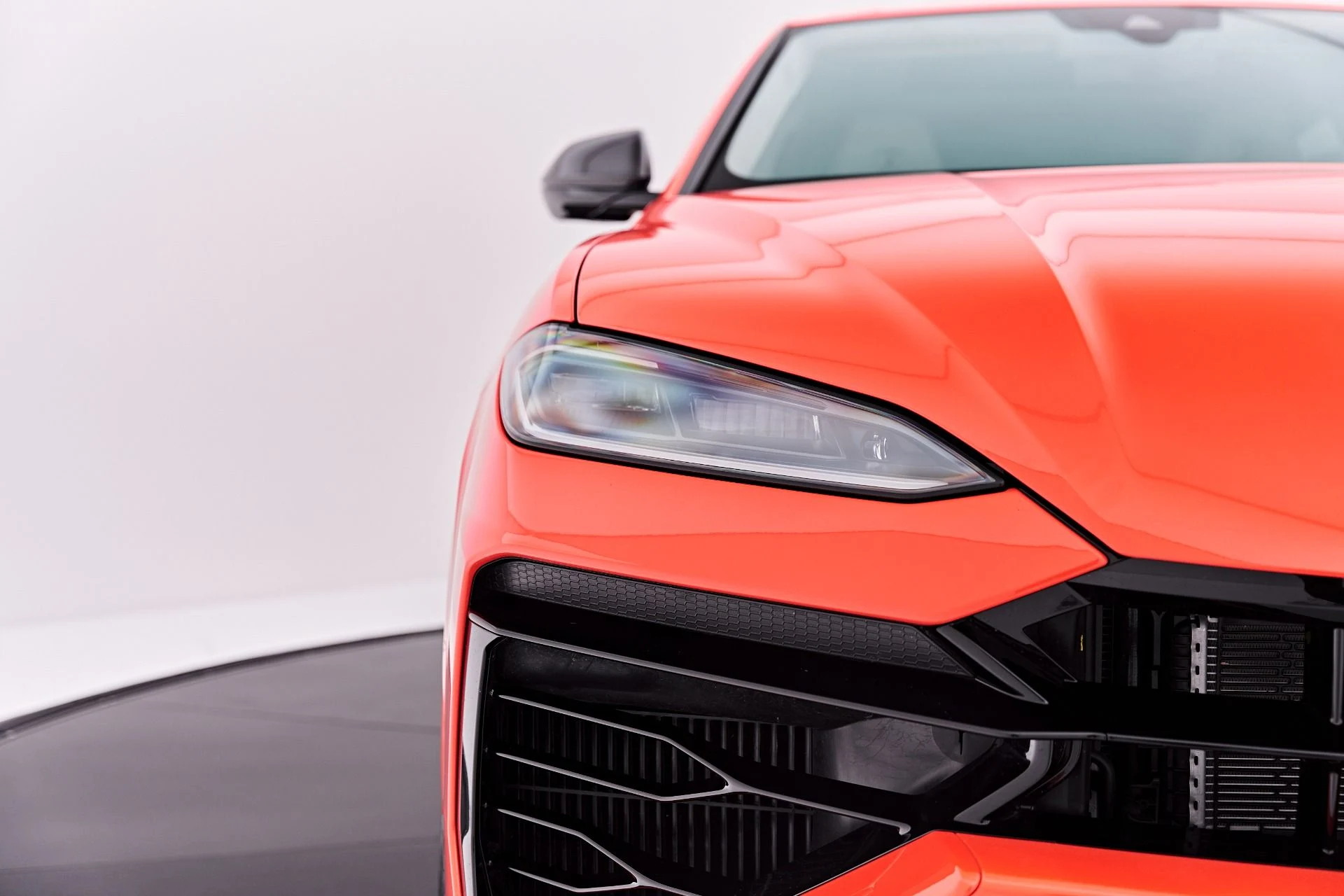 mph026_247535443_Used_2025_Lamborghini_Urus_SE_1785258926_b360595d6b