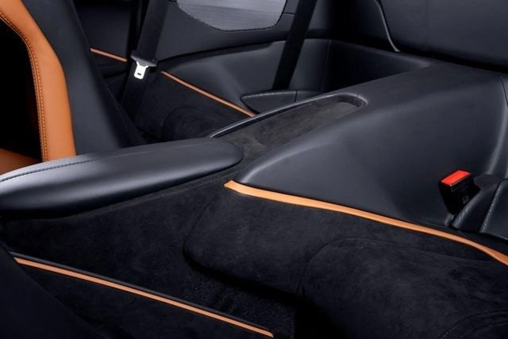 mph026_2482593927_19705017af79aedf79d102840bd7d602x_5c9fc2065d