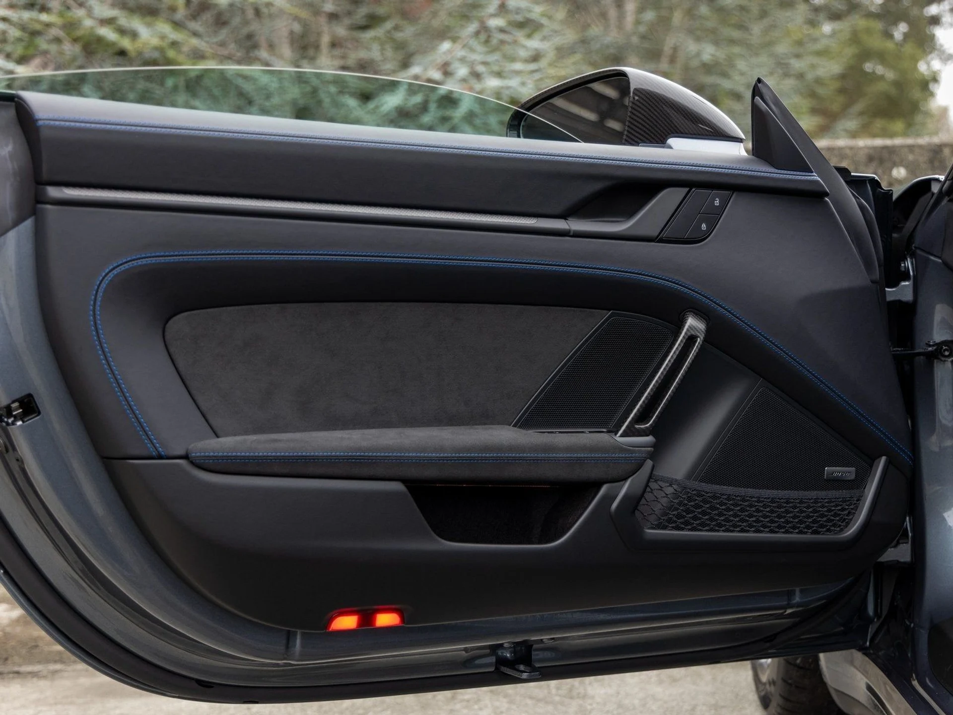 mph026_2488309069_27_1530a91d95