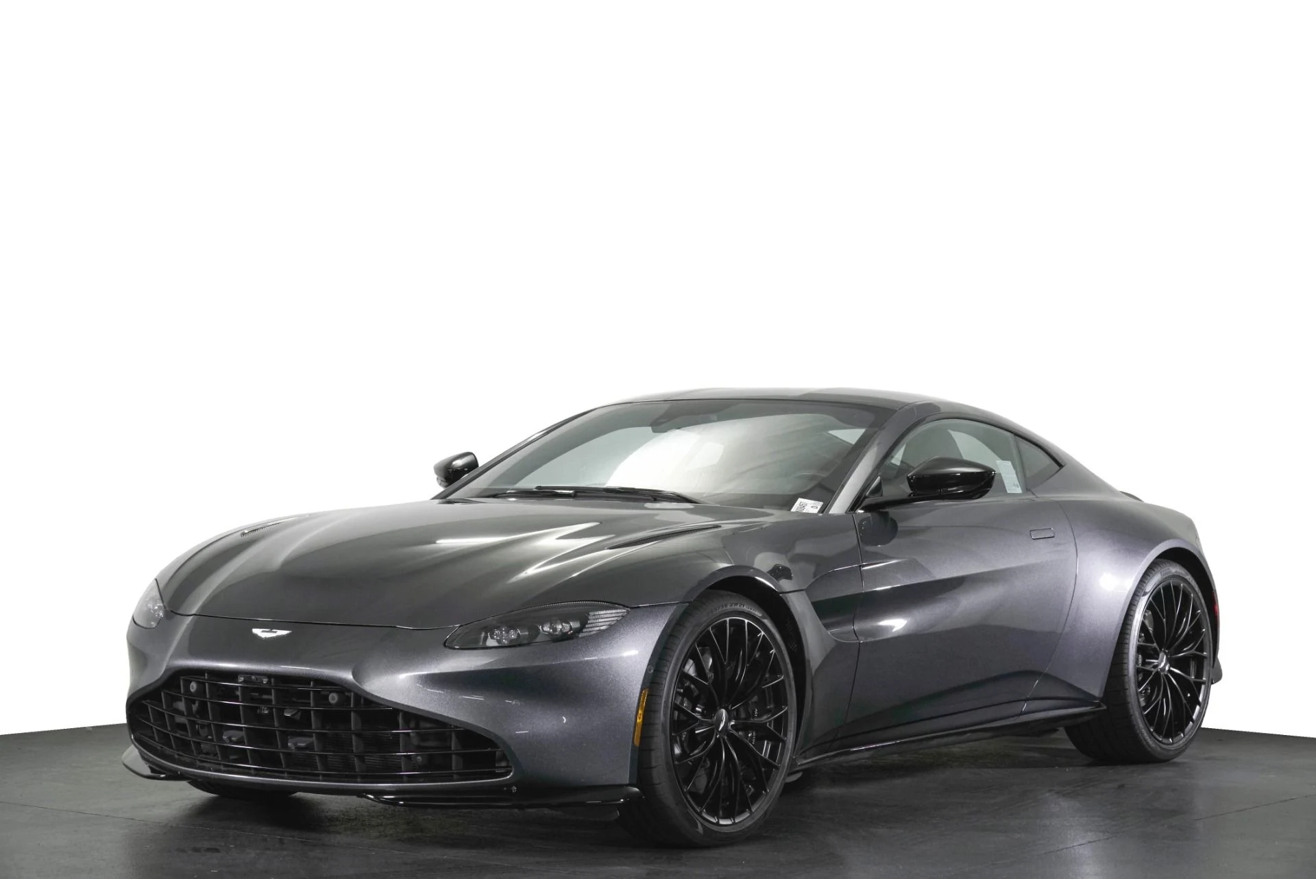 mph026_2499934508_Used_2023_Aston_Martin_Vantage_1779907330_52cef4f9c6