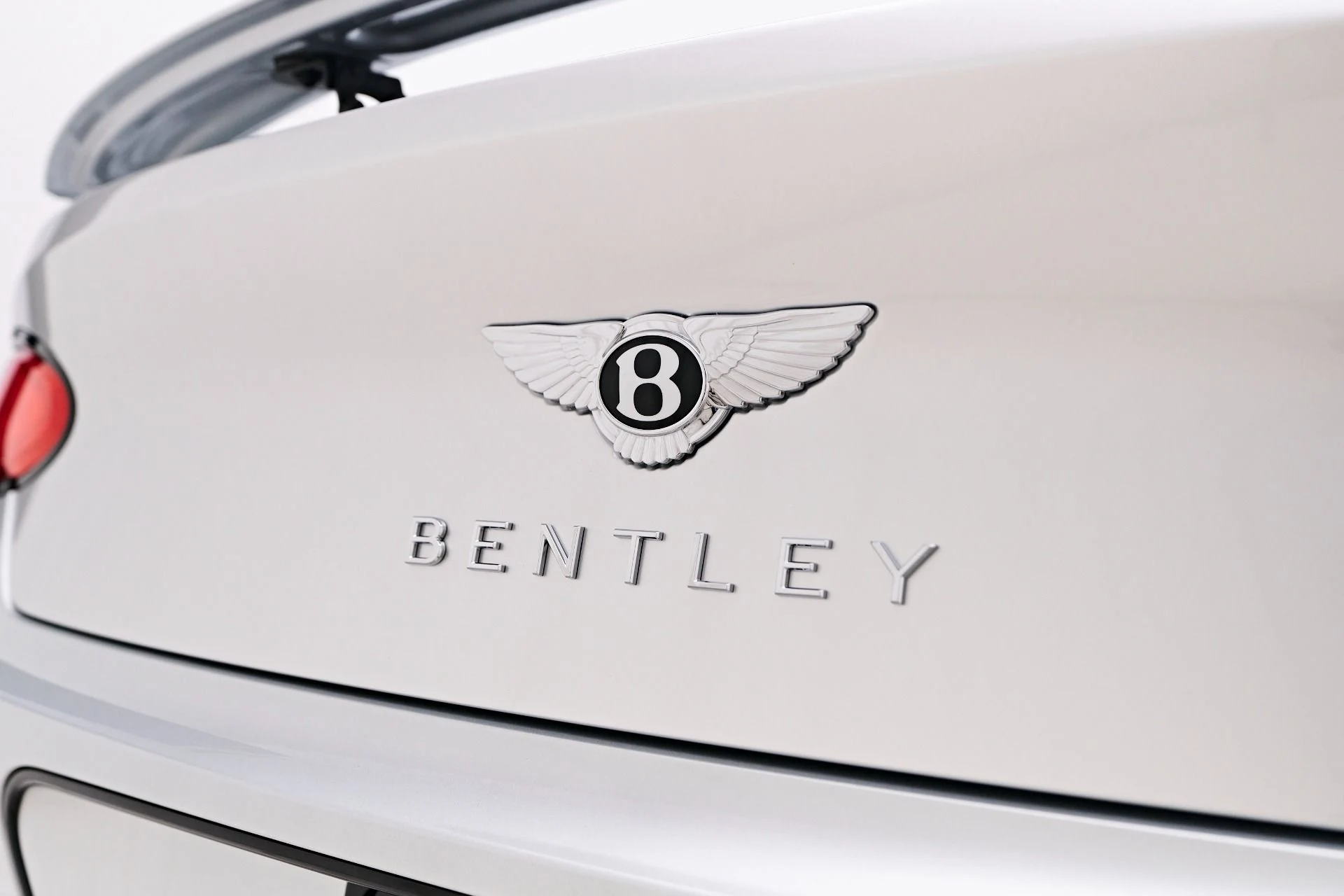 mph026_2502422960_Used_2024_Bentley_Continental_GT_V8_1757448243_ed34caaf4a