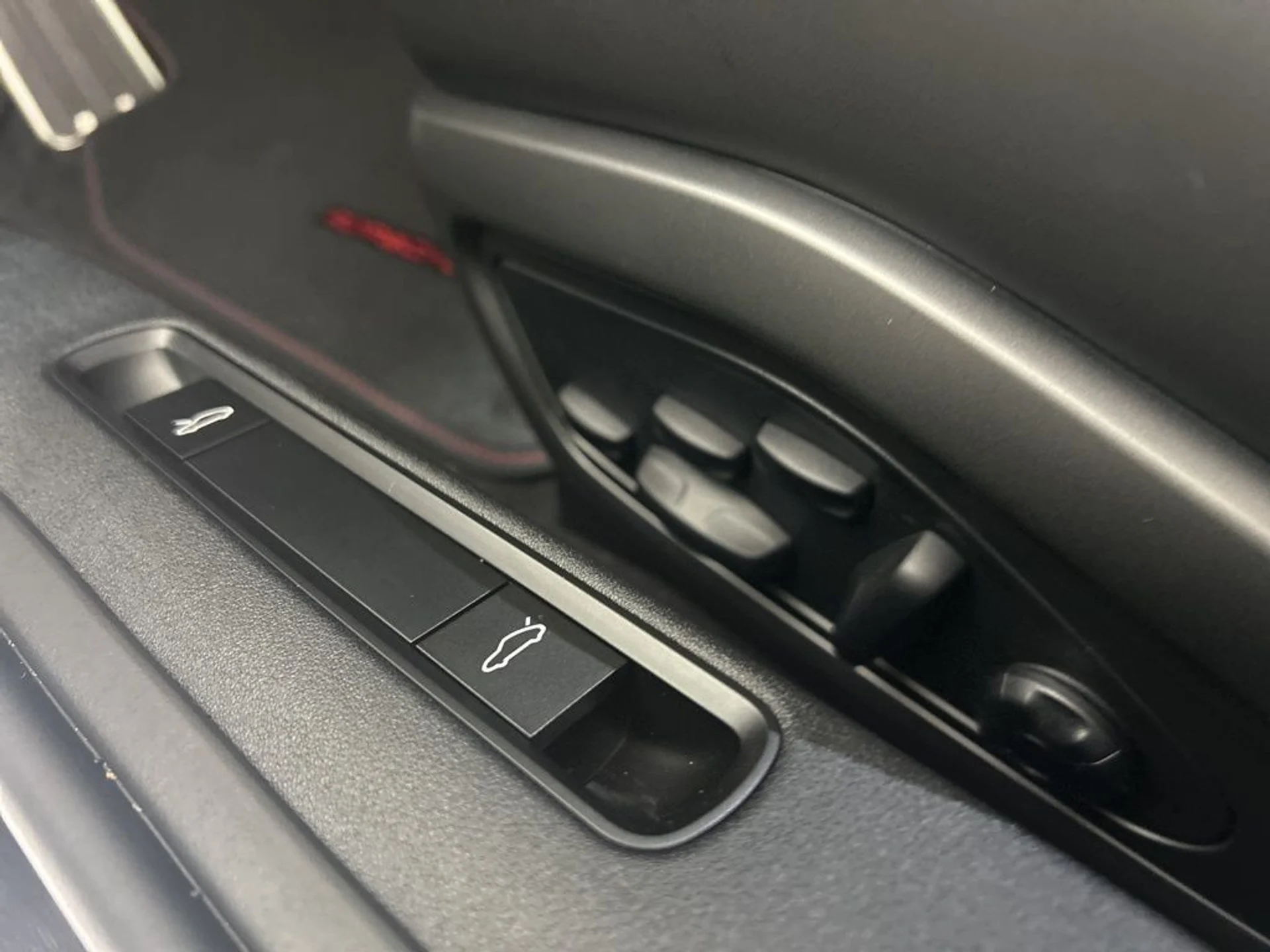 mph026_2511687853_74b717227425fc3f28e8a51221d6abfa_40c2697c12