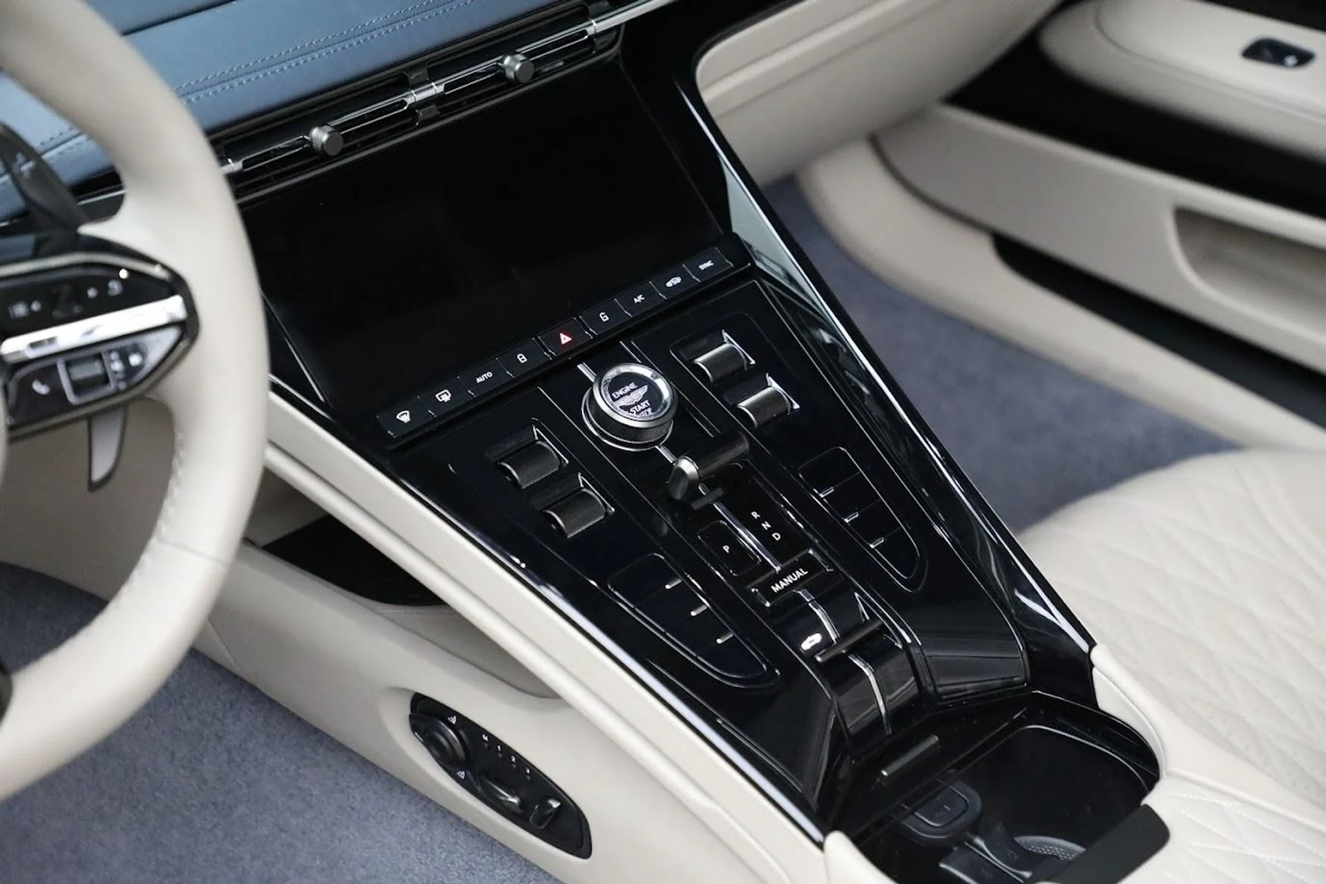 mph026_2518545611_Used_2024_Aston_Martin_DB_12_Volante_b2e92521db