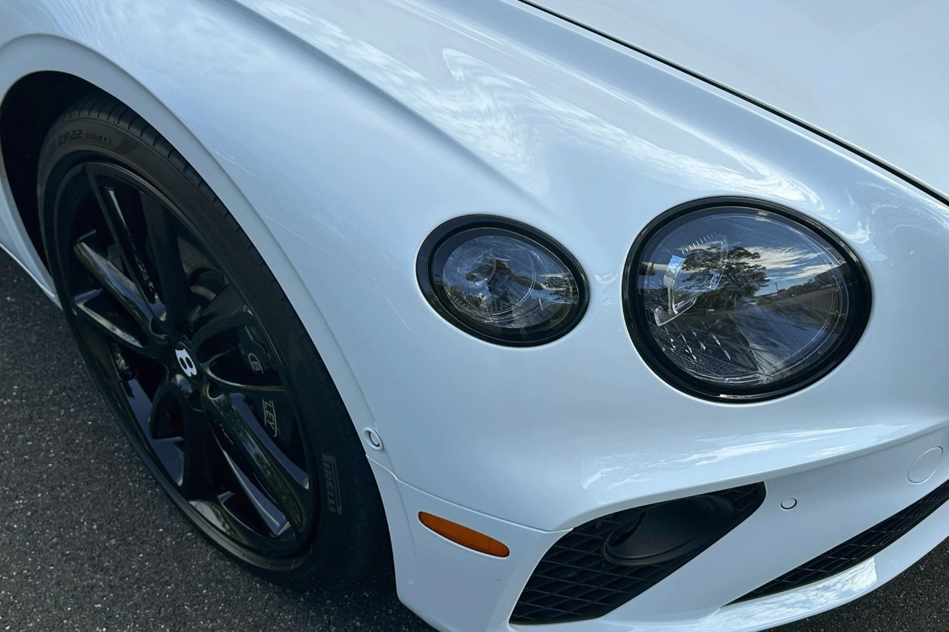 mph026_2532323813_Used_2022_Bentley_Continental_GTC_V8_1760707485_5e2a096c39