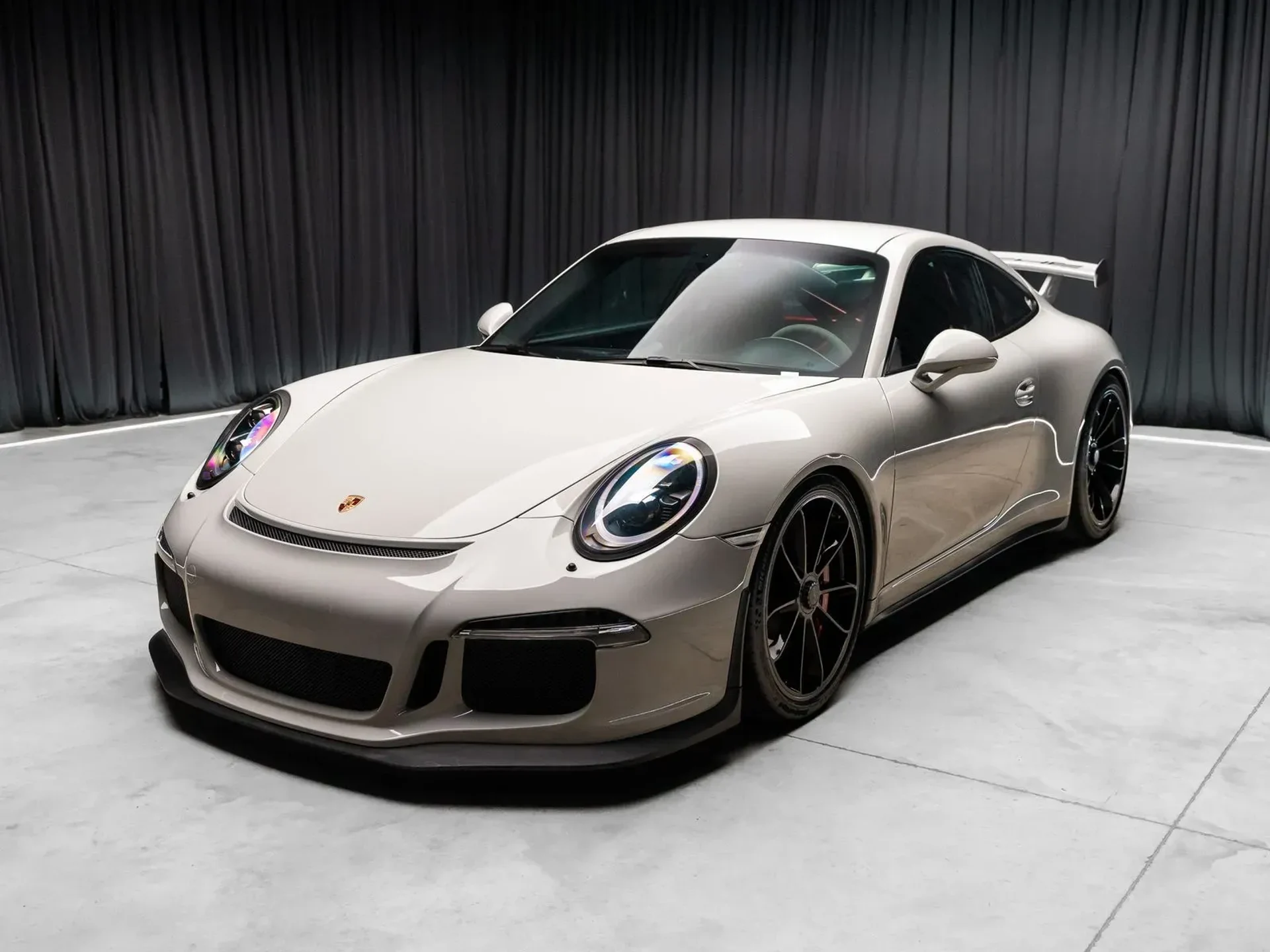 mph026_2534180984_b87d8f29_dc5a_4643_a258_8e130b339081_08b8c6d9c4