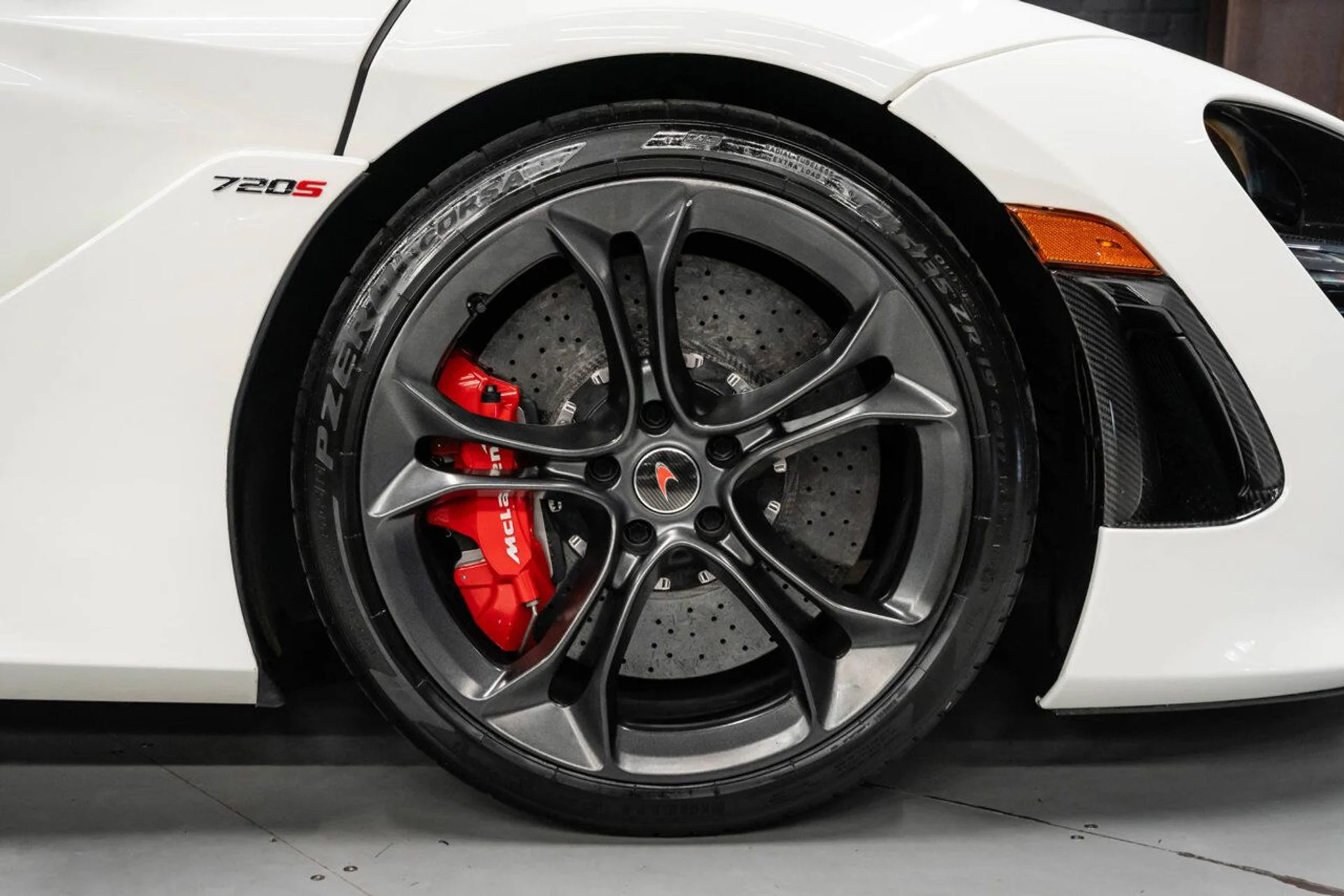 mph026_2536182453_mclaren_720s_2018_3096957dc4