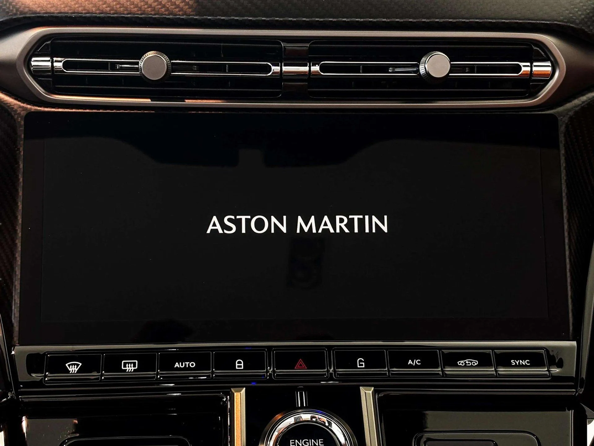 mph026_2537706017_e89761d4_3e30_4170_b9ef_ce293fea5a03_34e2b5d520