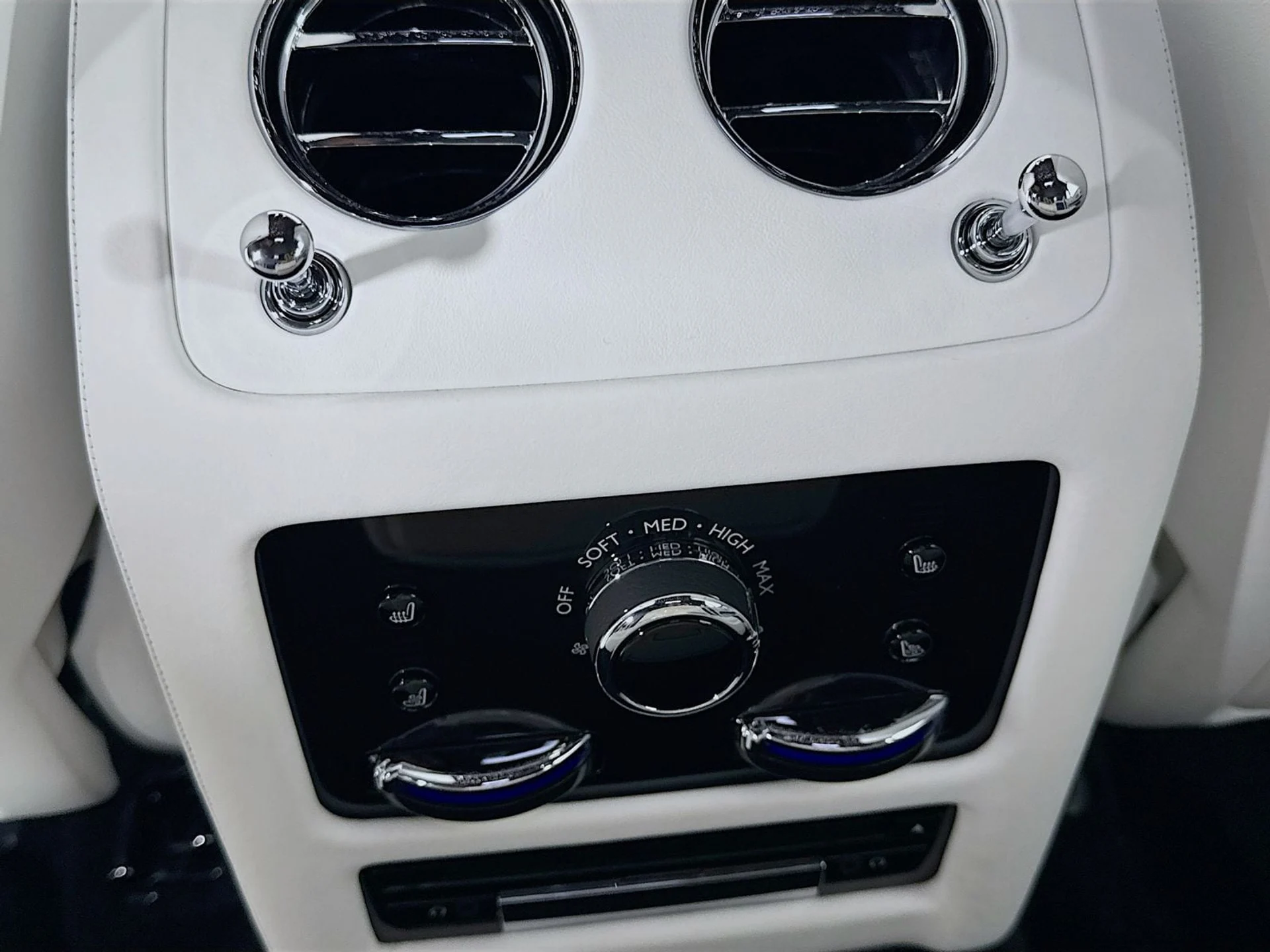 mph026_2543021597_bcf40ae439ed5f5fcbdc6d3083404022x_73f0bbea6a