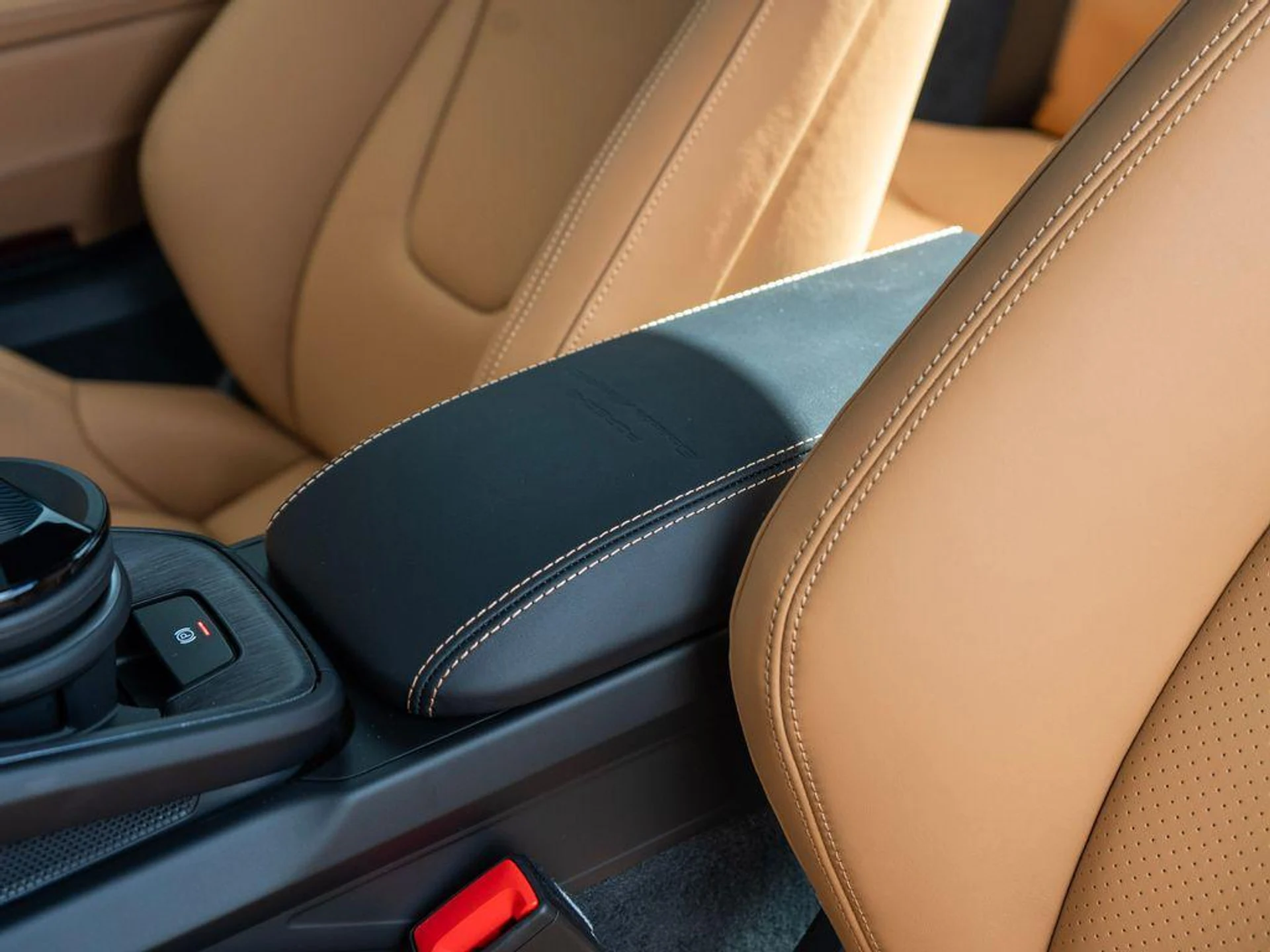 mph026_254479243_7psl_H_Hl_K_Lq_KH_Nt_Xx9yz_CWX_5no_Dg_00ad691edd