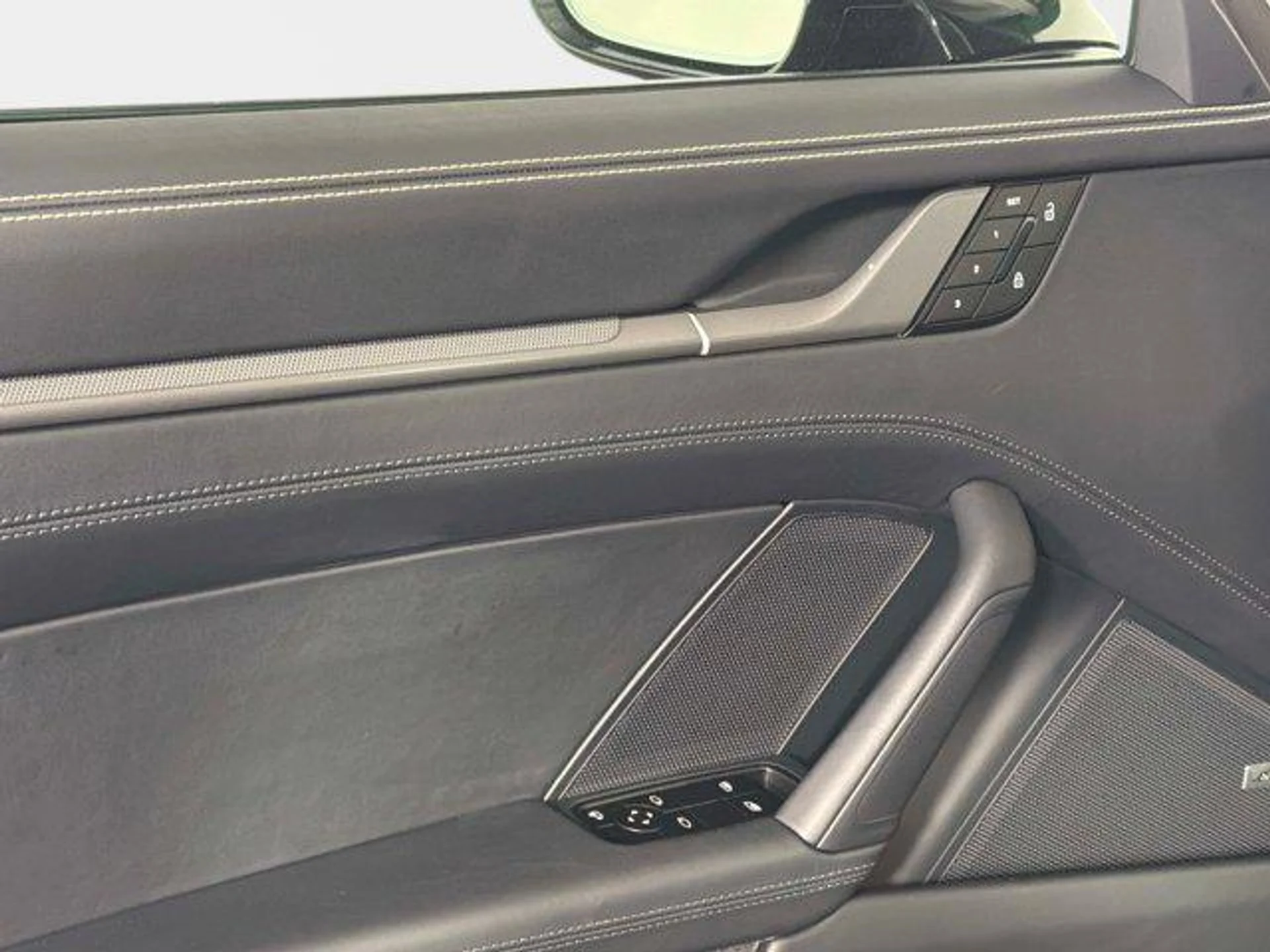 mph026_2547228598_t1_RGW_6z0_VAU_2_Hlltkufp_T3_D7_Kj_U_c6e06195a4