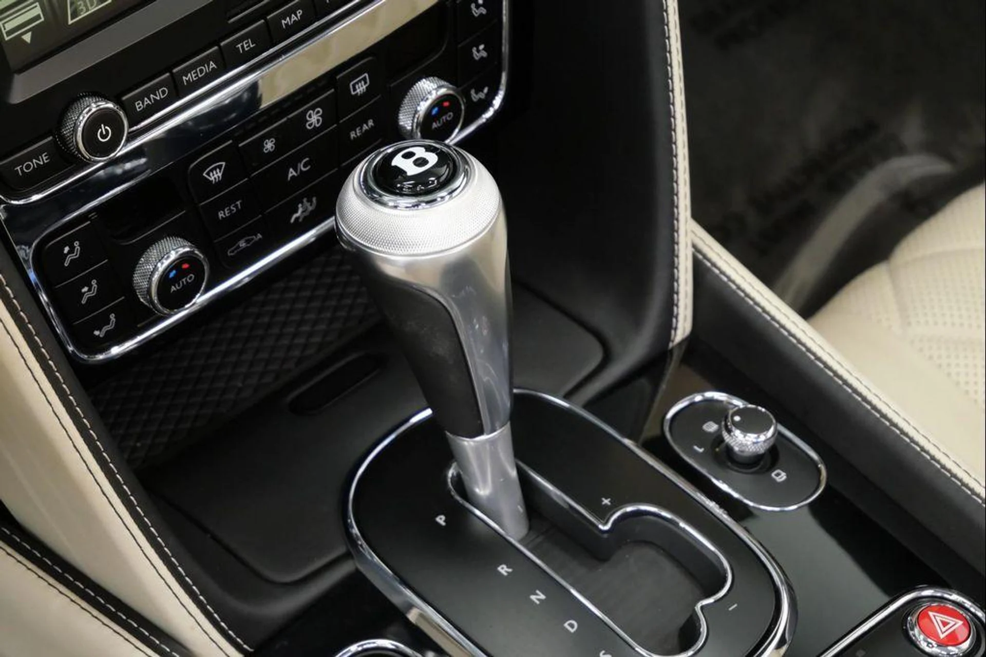 mph026_2551820124_ZE_Yc6o_Zqe_A_Invr_Ql_im_JW_Qwmy_Wc_c3d28e7e90