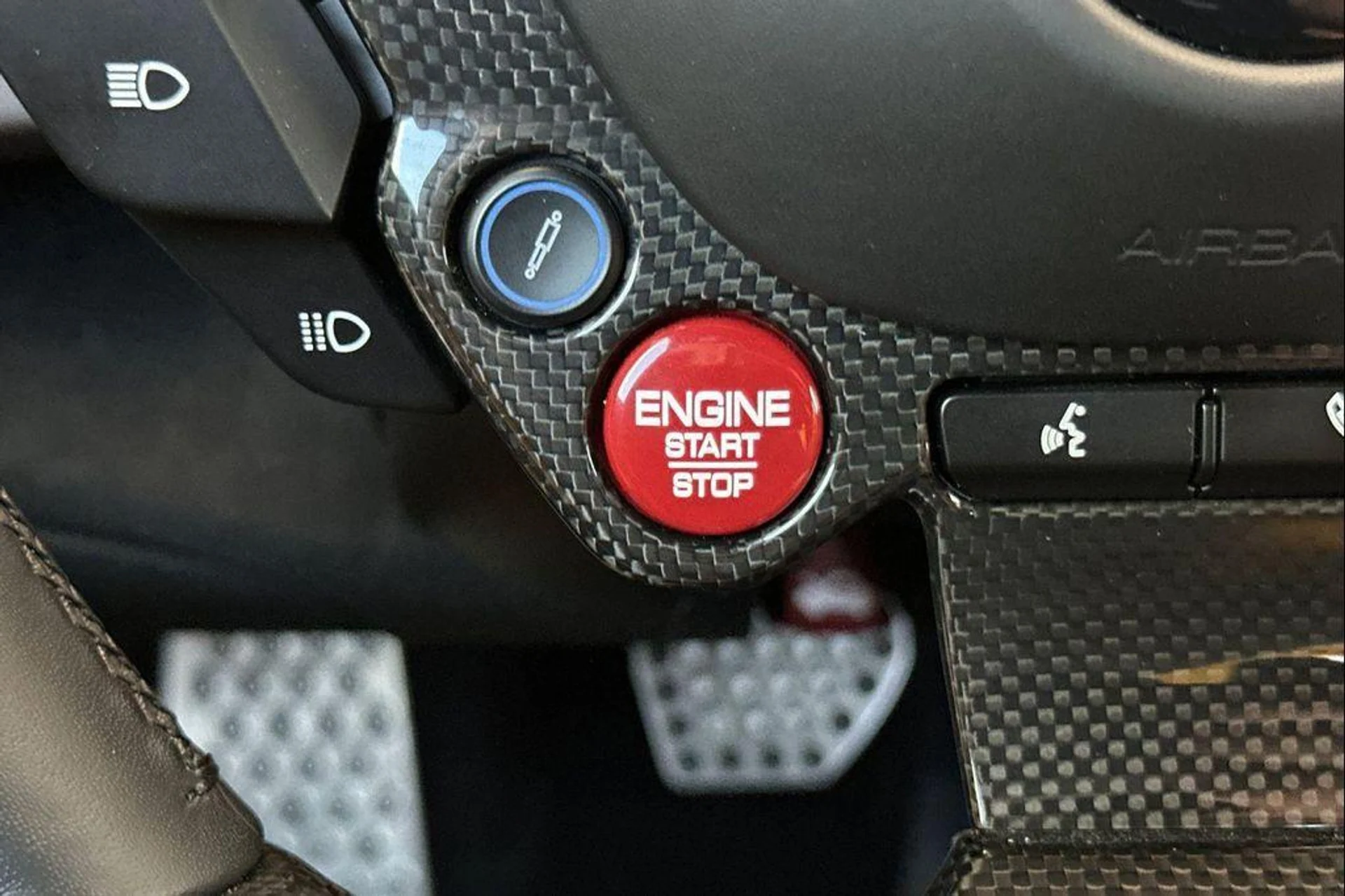 mph026_2552702928_Upq_Nvd88l_B_Icx17jq31ks5_Hjn2_A_edf1d0f5c4