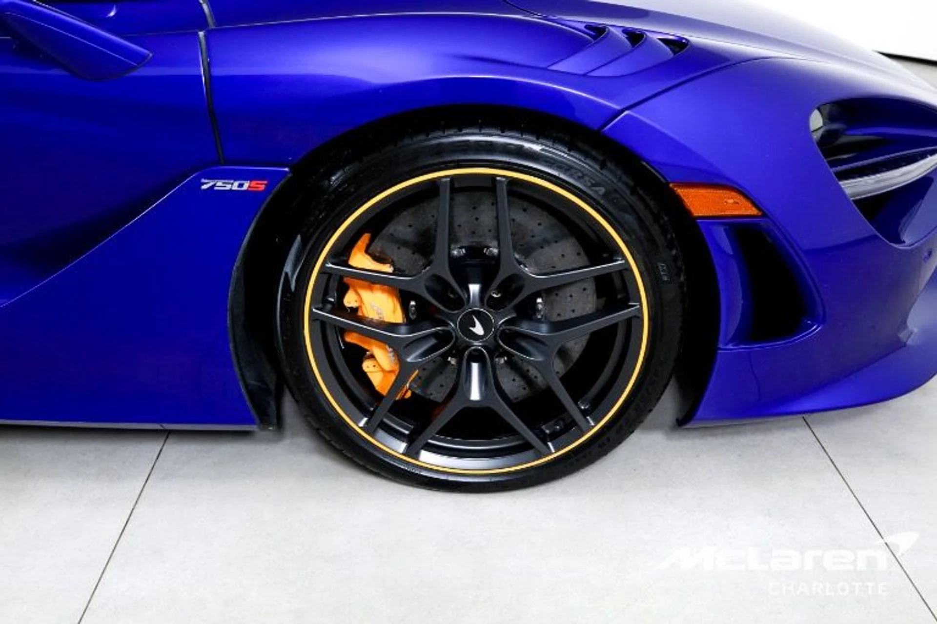mph026_2553095613_Used_2024_Mc_Laren_750_S_Spider_d00359a22b
