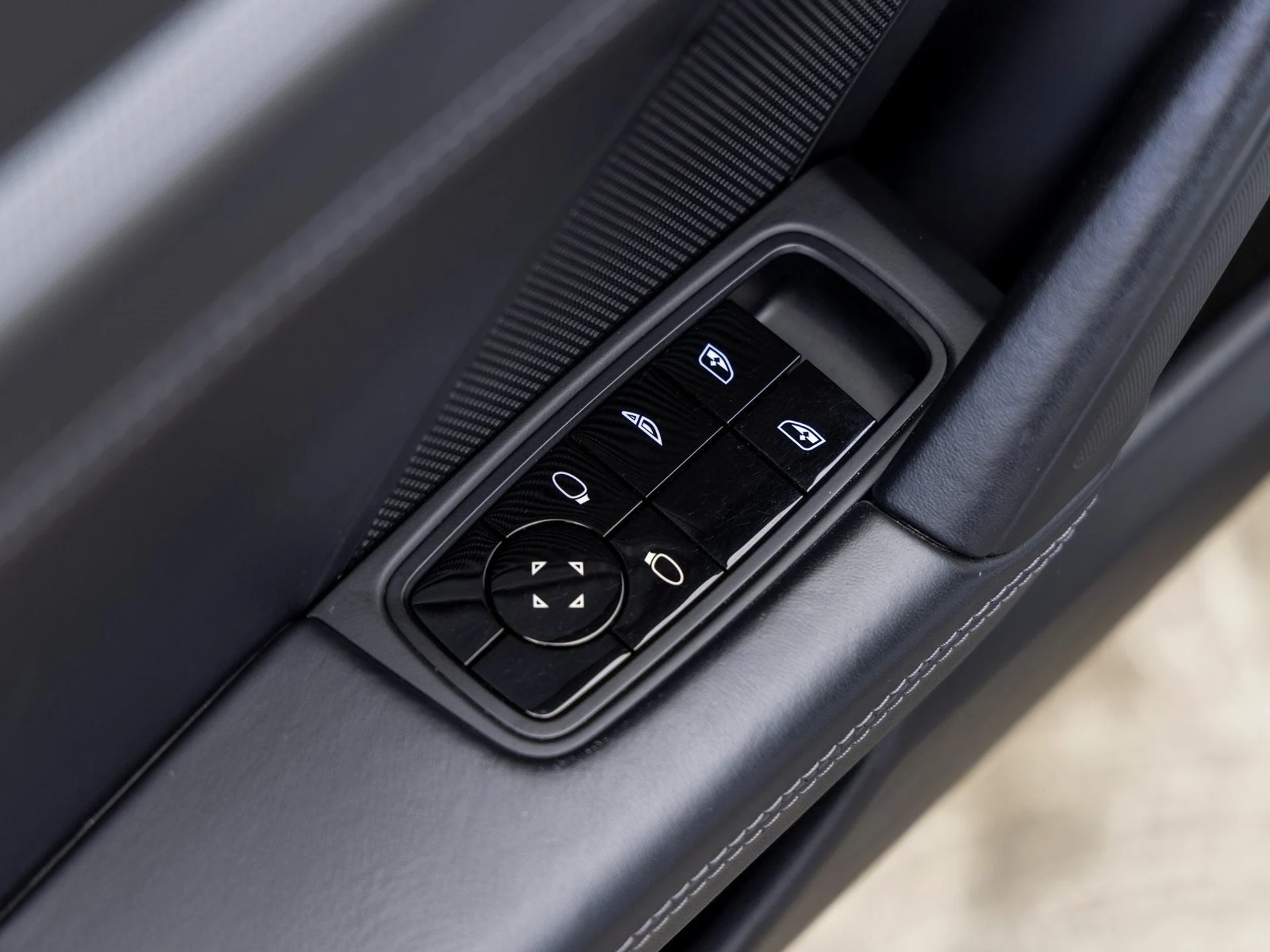 mph026_2554790219_27_173d88afd0