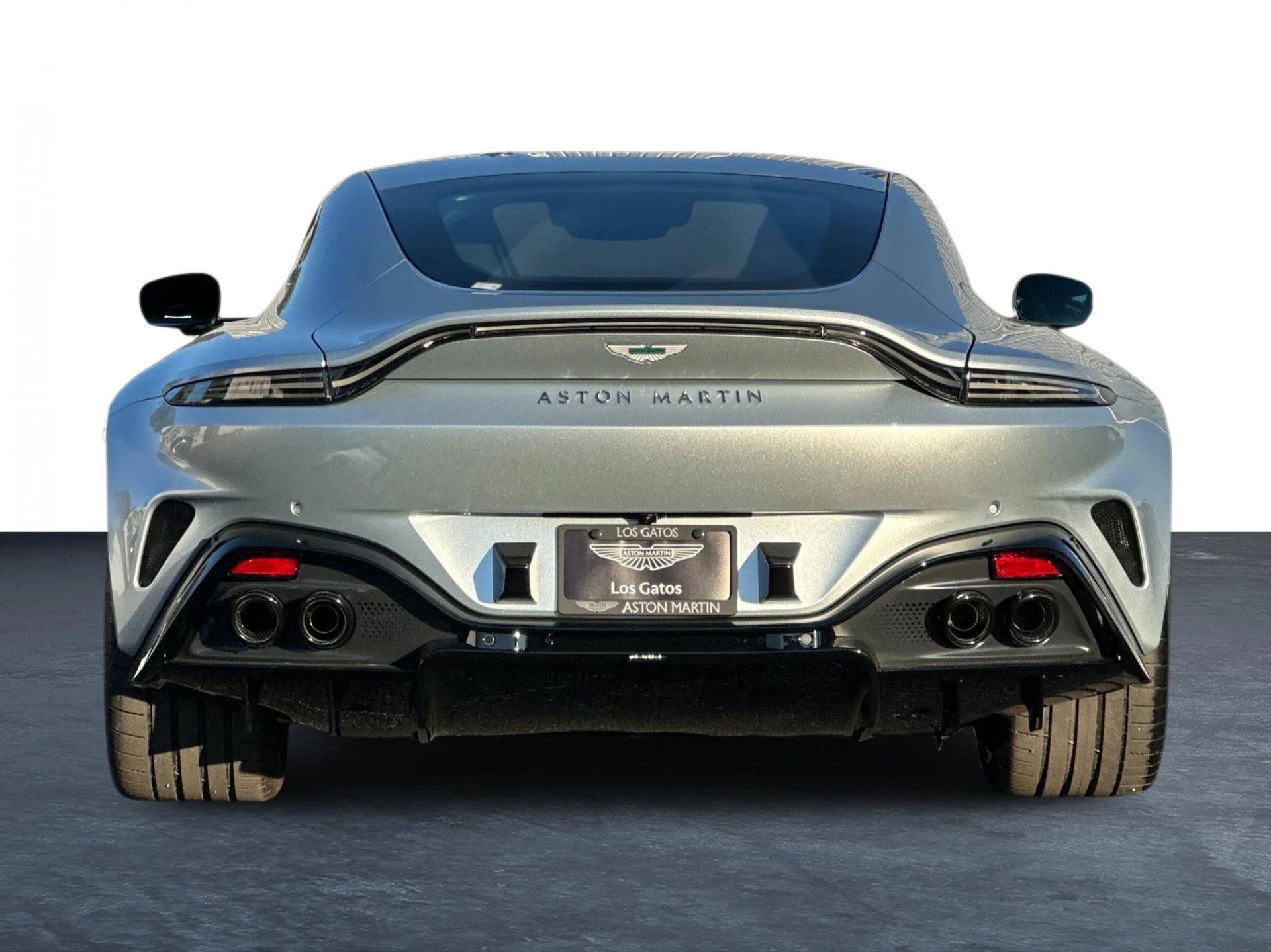 mph026_2557602084_New_2026_Aston_Martin_Vantage_Coupe_1764169822_9b8893d774