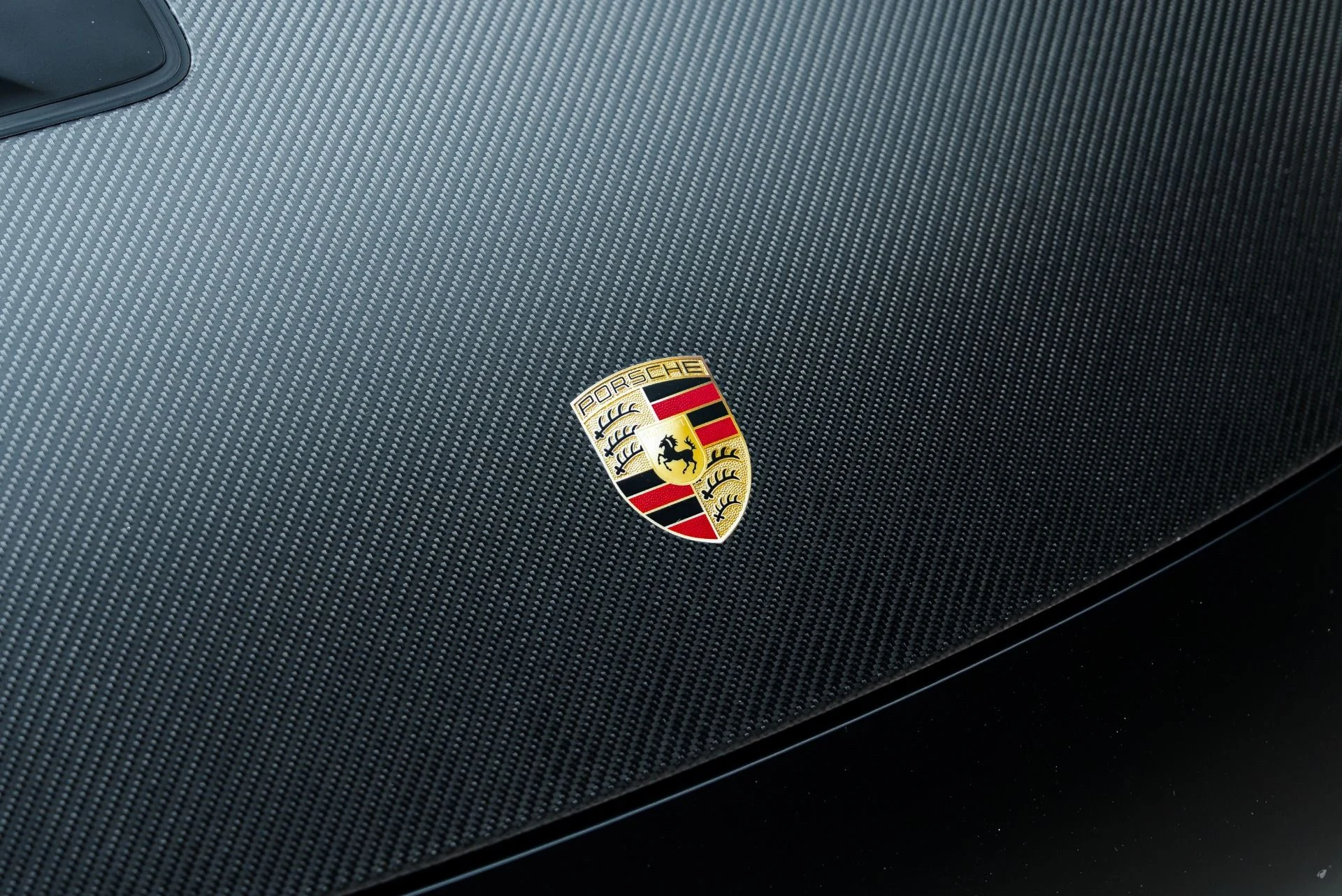 mph026_2560889574_Used_2025_Porsche_911_GT_3_RS_1789581761_113d542b4e