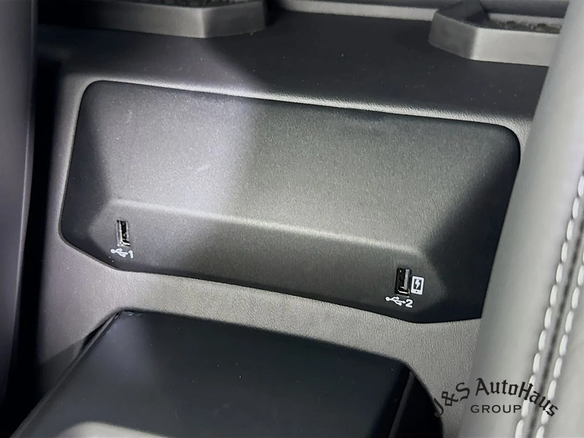 mph026_2561554601_iskjm0ot12ff340wsdjmpk9vf8st_8ff35892a0