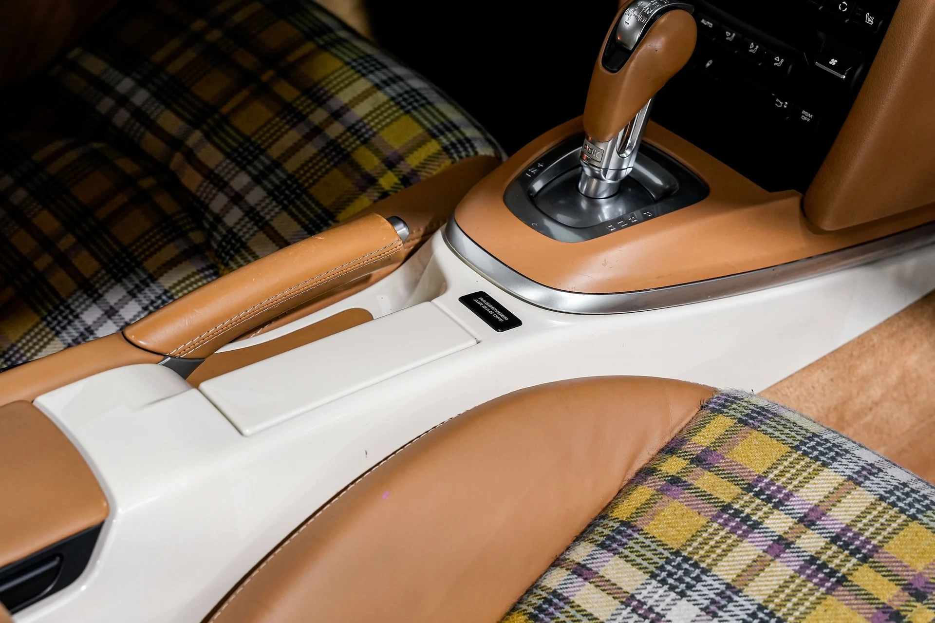 mph026_2566601326_70fe831e08994754d1b111110ad2a182x_e775db3fbe