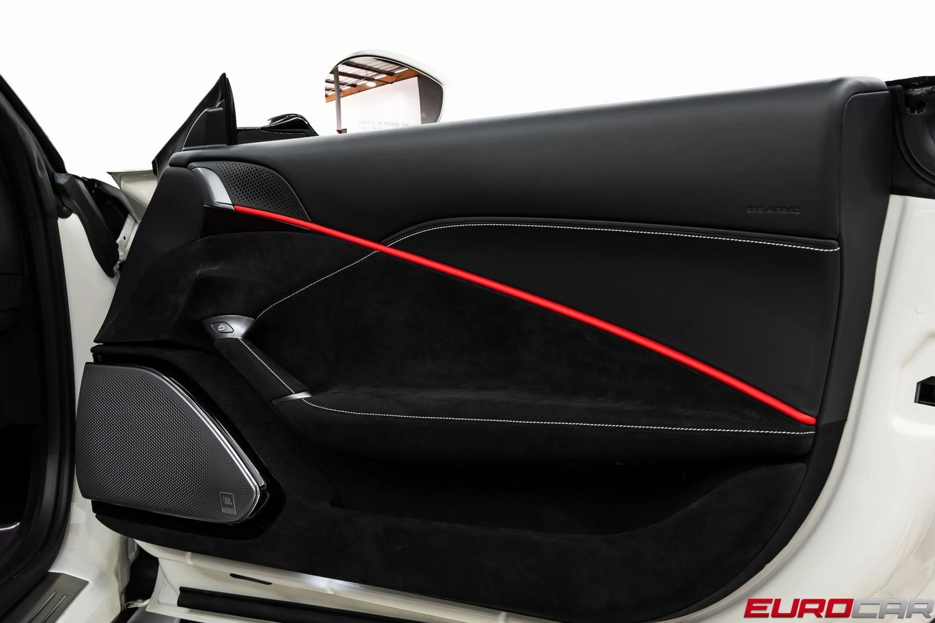 mph026_2570920713_image_27_d789230a20