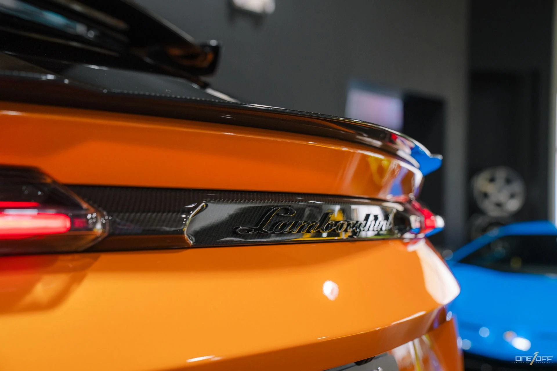 mph026_2576428493_Used_2023_Lamborghini_Urus_Performante_in_Arancio_Borealis_350_K_MSRP_Exposed_Carbon_Hood_1754940497_0847685bf5