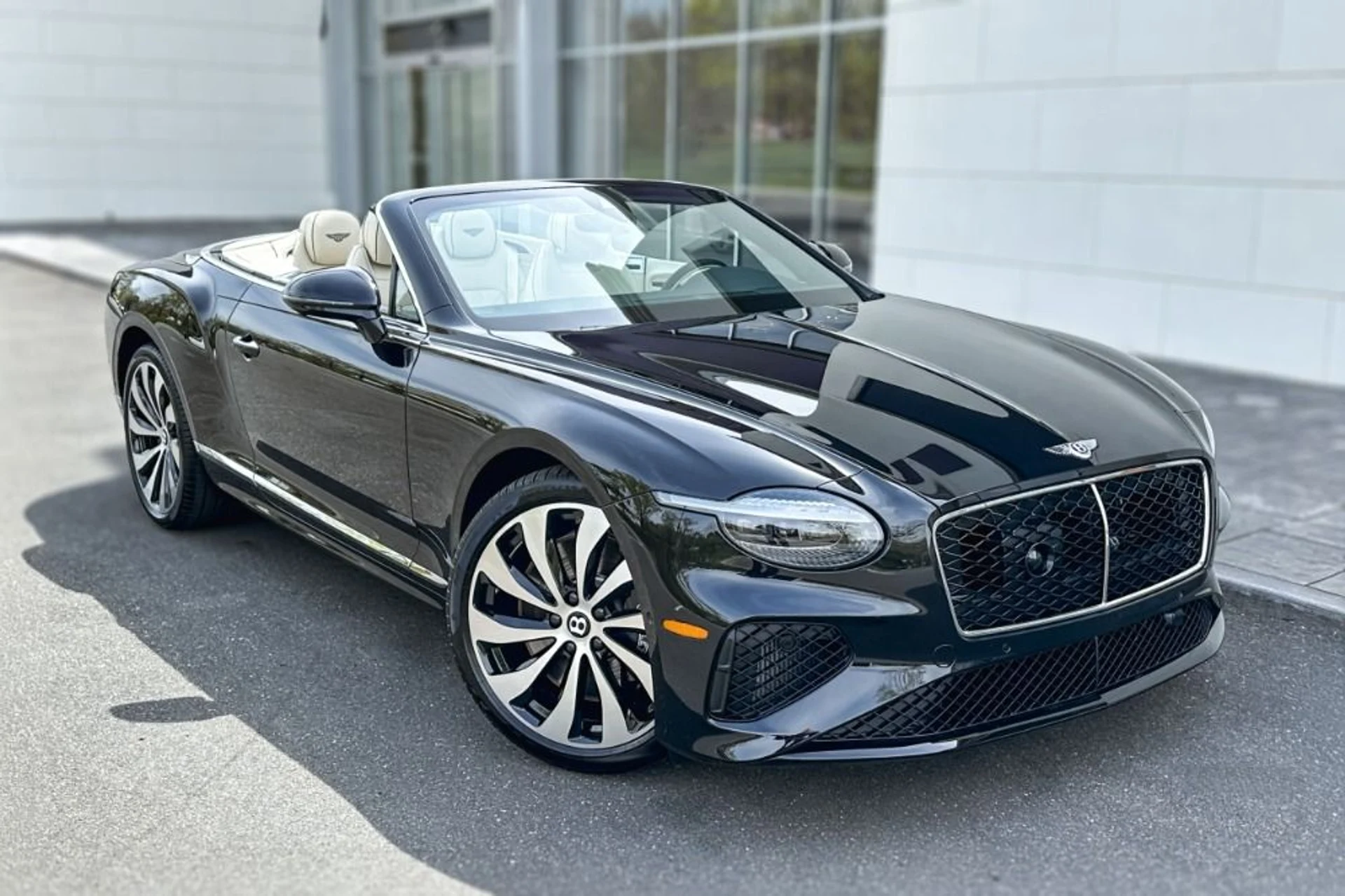 mph026_2579765361_New_2026_Bentley_Continental_GT_1777983535_5ed21560e5