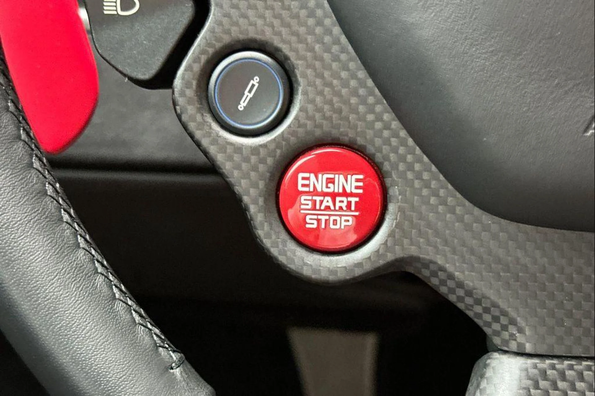 mph026_2592509583_Ne4_Zv_T9_Q_Ts7f_X_Iu_U8cbj1_Q_Yl_Kow_9f29a448a6